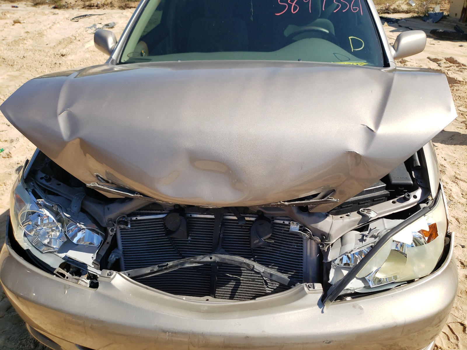 Photo 7 from auction – 2004 TOYOTA CAMRY LE with VIN 4T1BE32K24U925500