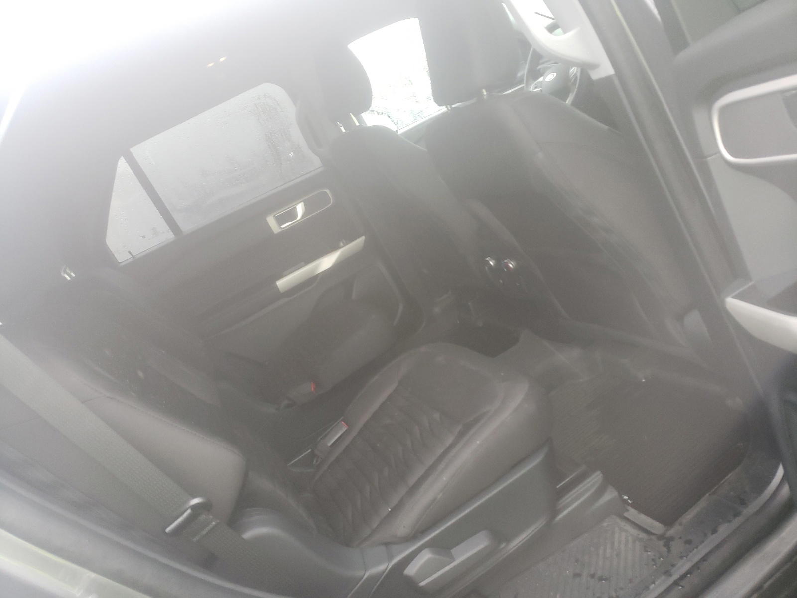 Photo 6 from auction – 2021 FORD EXPLORER X with VIN 1FMSK8DH0MGB38311