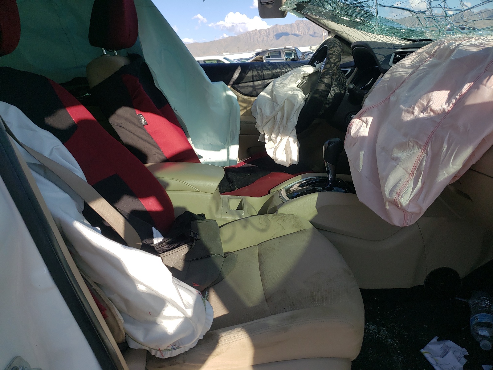 Photo 5 from auction – 2016 NISSAN ROGUE S with VIN JN8AT2MV5GW138013