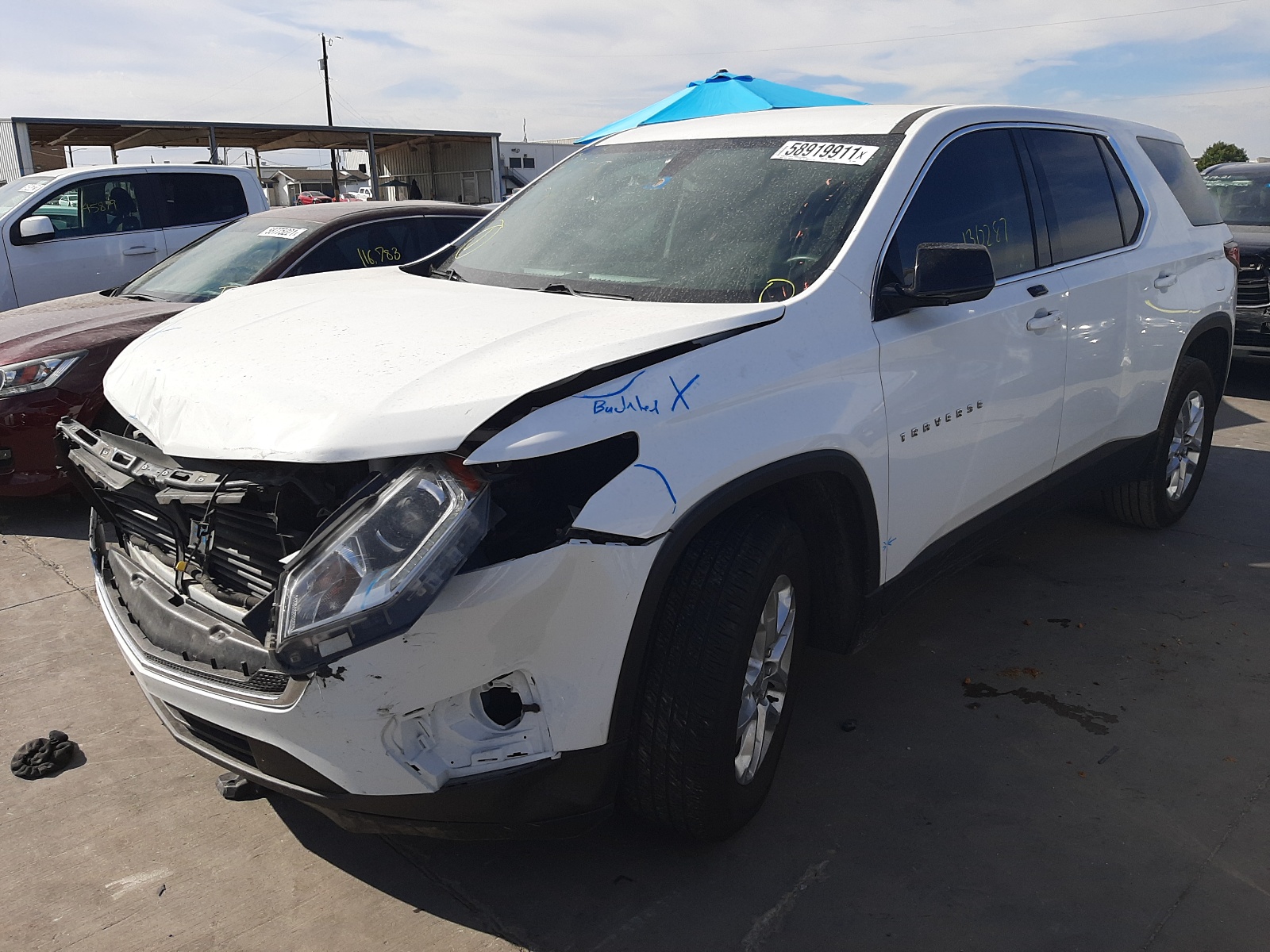 Photo 2 from auction – 2018 CHEVROLET TRAVERSE L with VIN 1GNERFKW3JJ249833