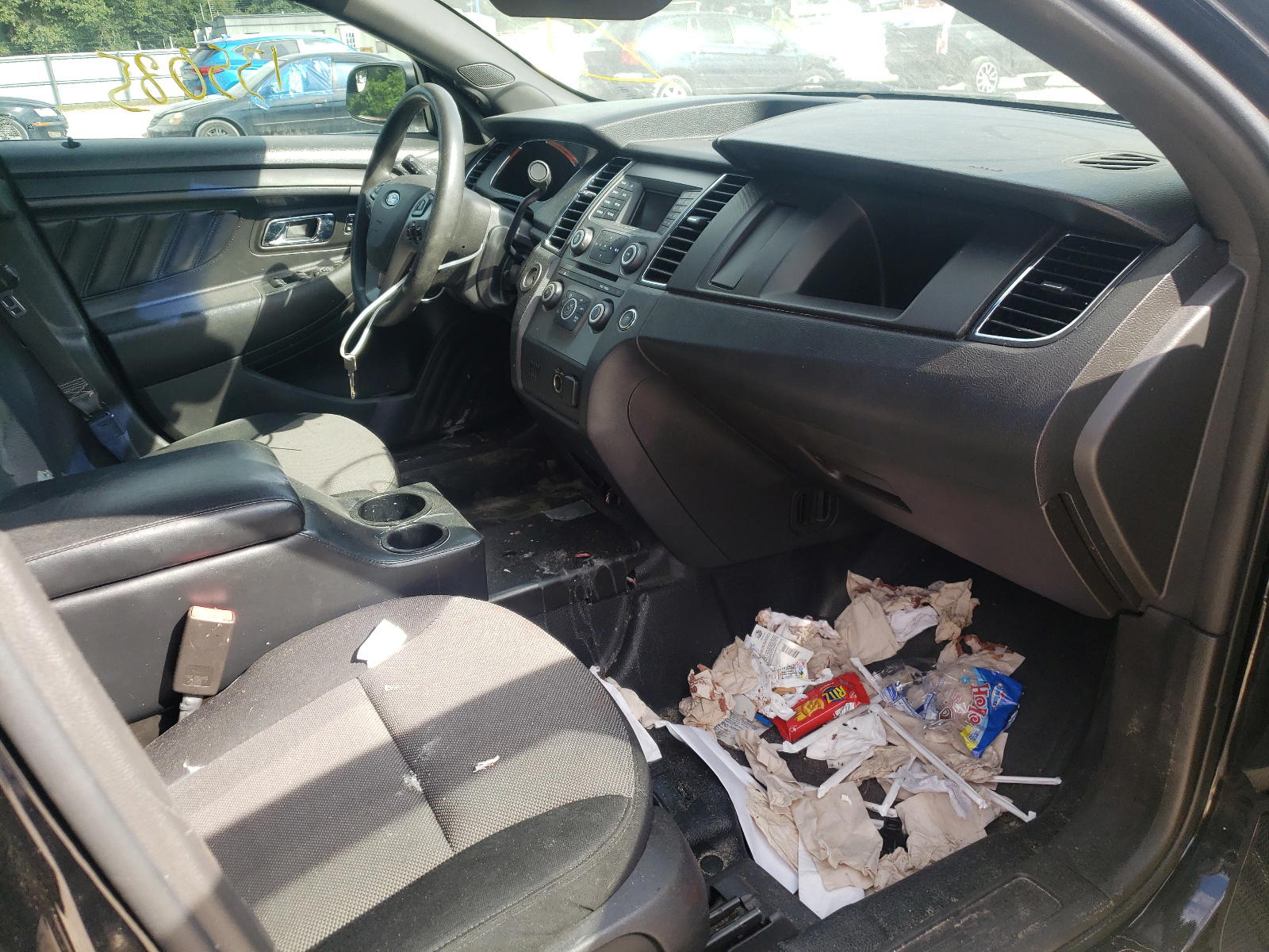 Photo 5 from auction – 2013 FORD TAURUS POL with VIN 1FAHP2M85DG110474