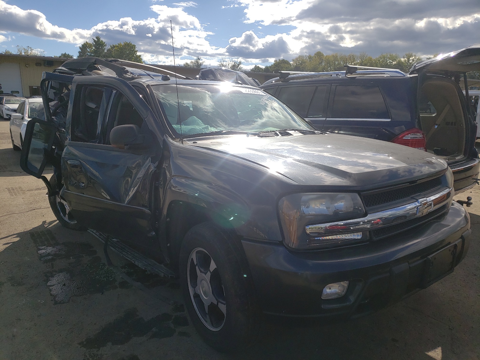 CHEVROLET TRAILBLAZE 2005 with VIN 1GNET16S756184246 - Photo from auction