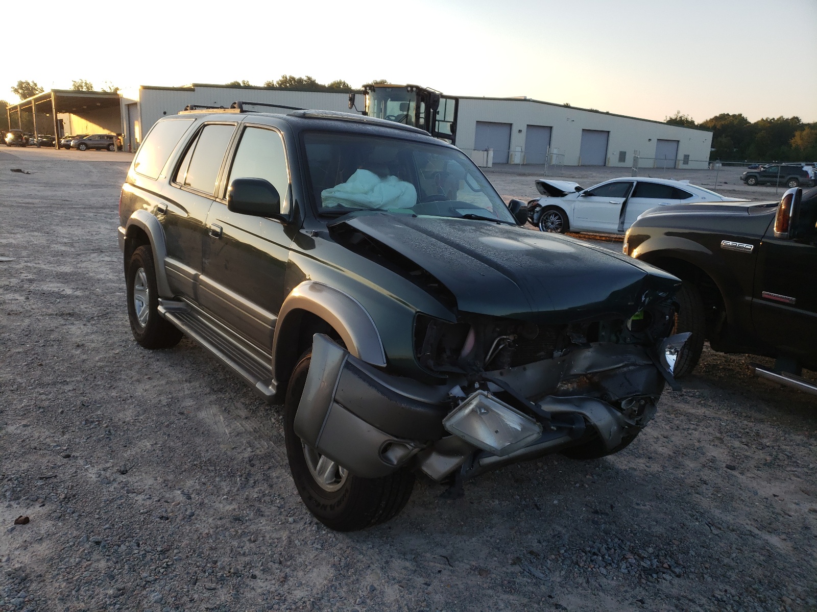 TOYOTA 4RUNNER LI 2000 with VIN JT3GN87R9Y0177780 - Photo from auction