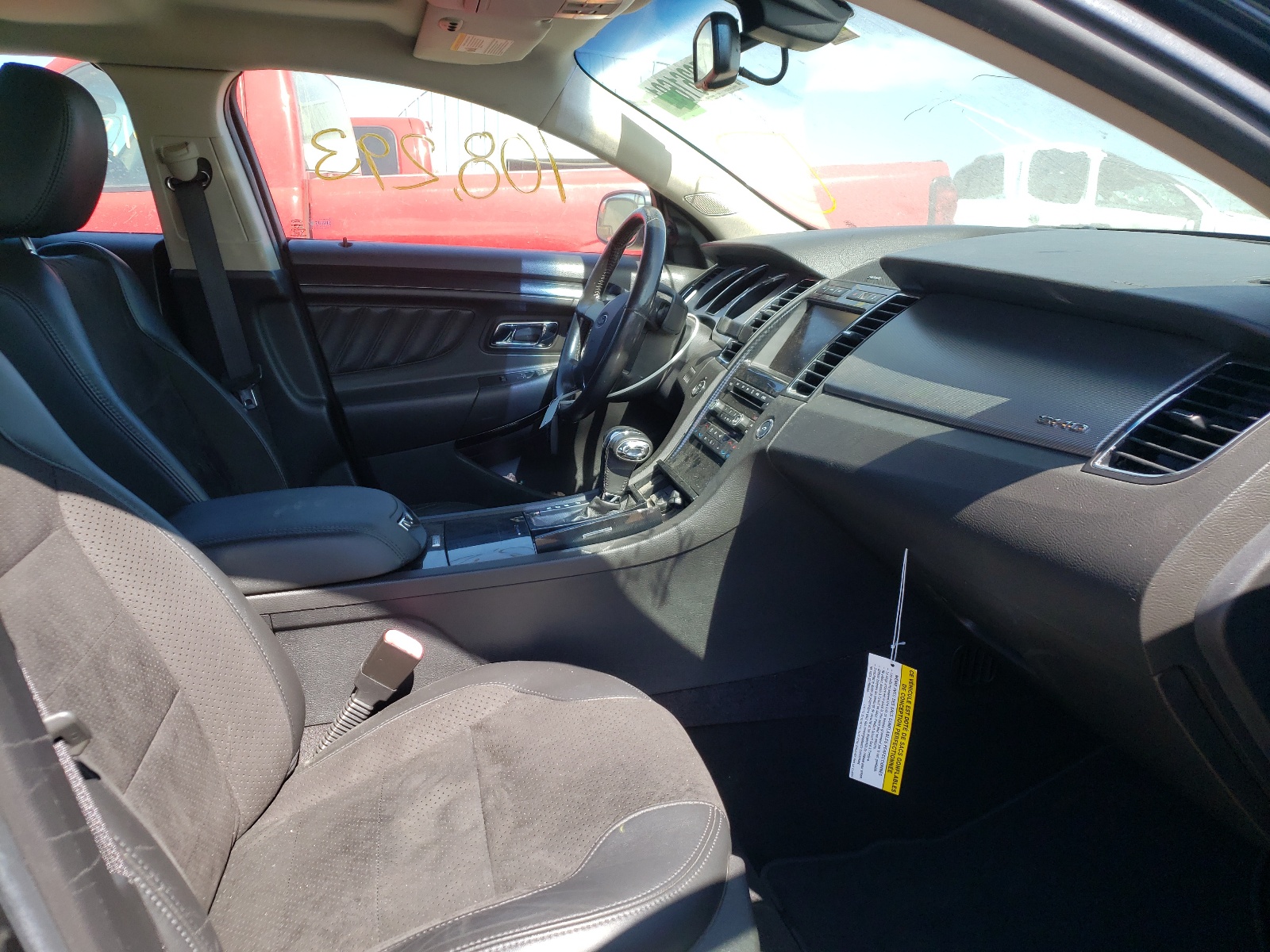 Photo 5 from auction – 2010 FORD TAURUS SHO with VIN 1FAHP2KT3AG140284