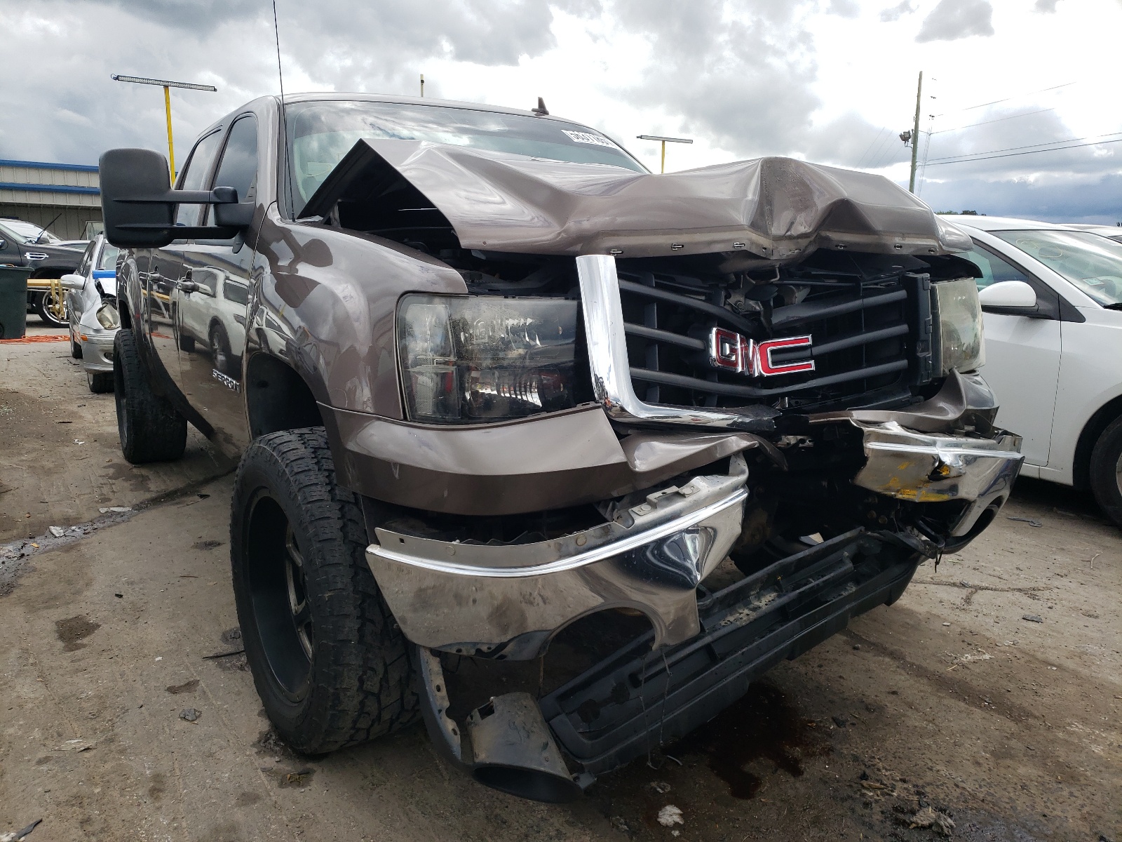 Zdjęcie 1 z aukcji – 2007 GMC NEW SIERRA z VIN 2GTEK13MX71584216