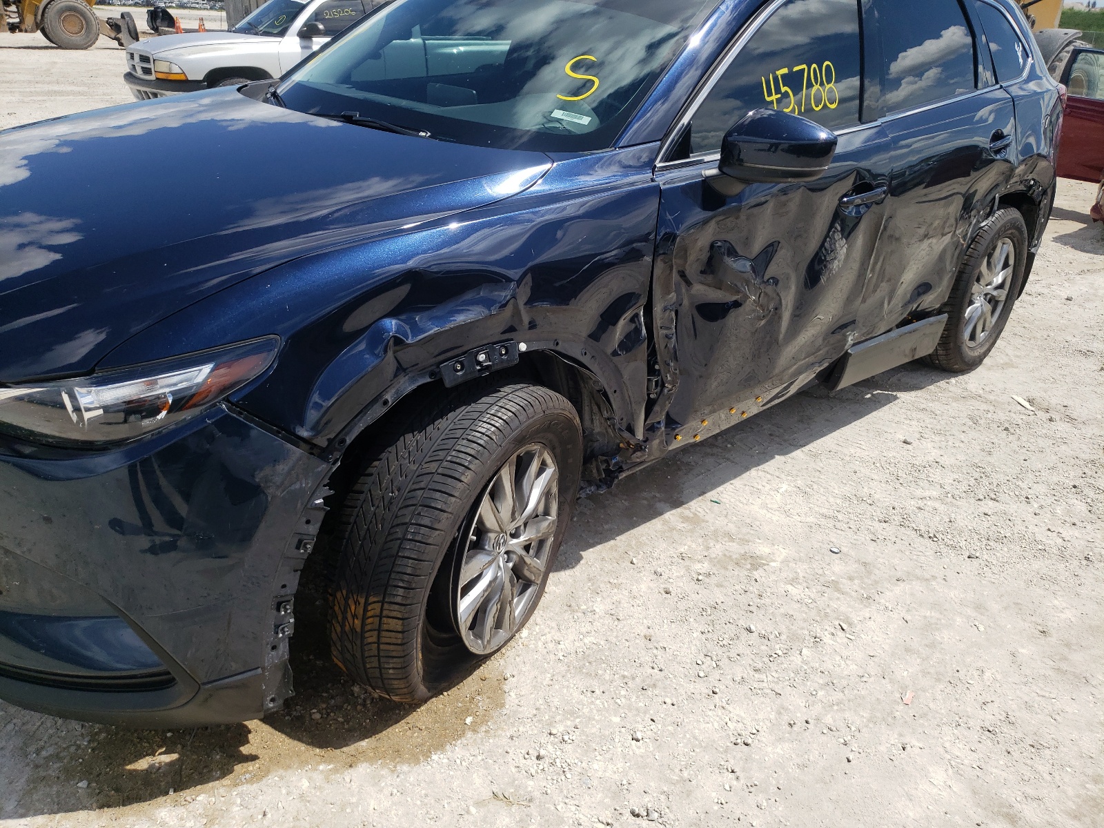 Photo 9 from auction – 2018 MAZDA CX-9 TOURI with VIN JM3TCACY1J0235415