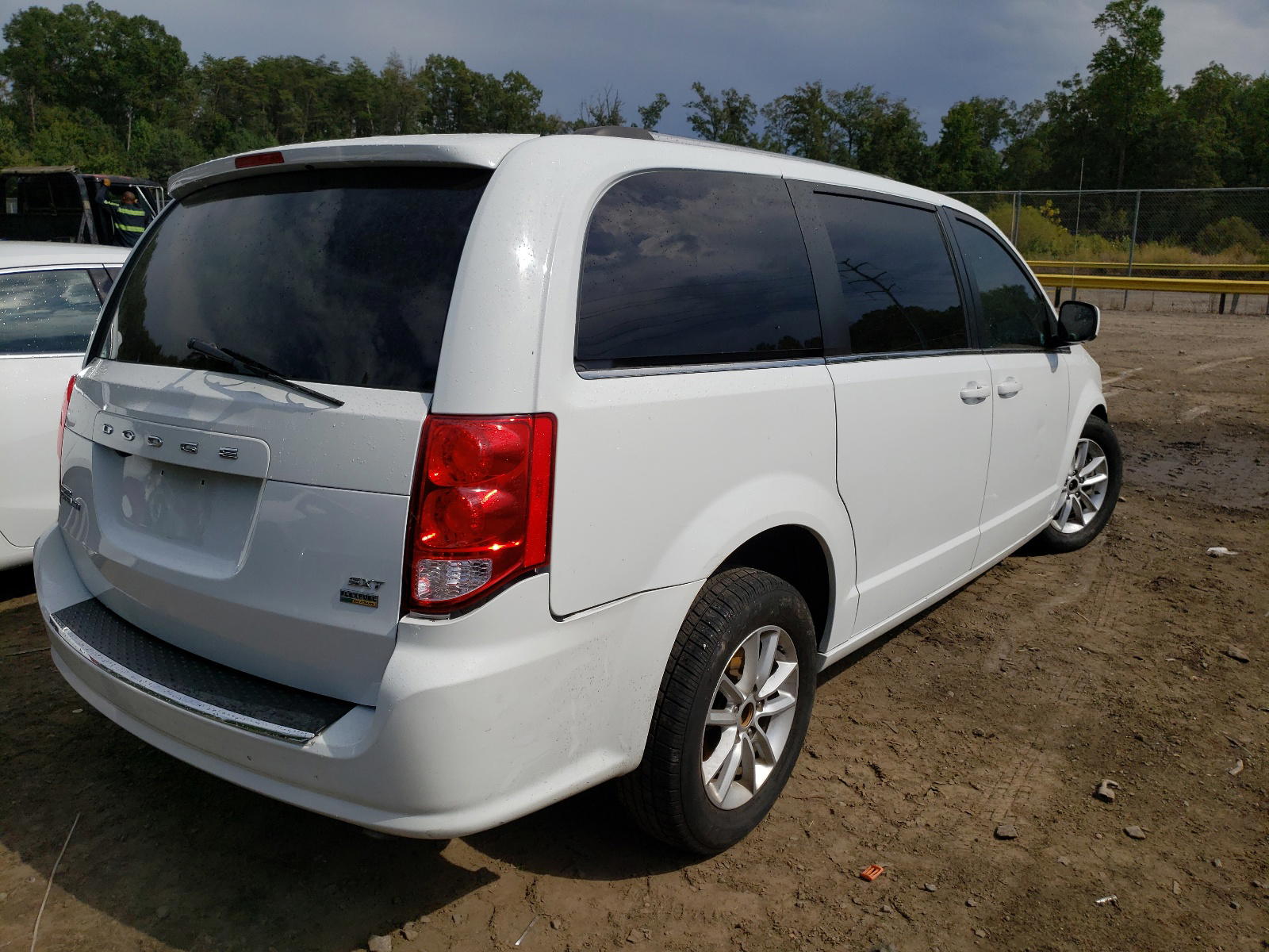Photo 4 from auction – 2019 DODGE GRAND CARA with VIN 2C4RDGCG4KR520451