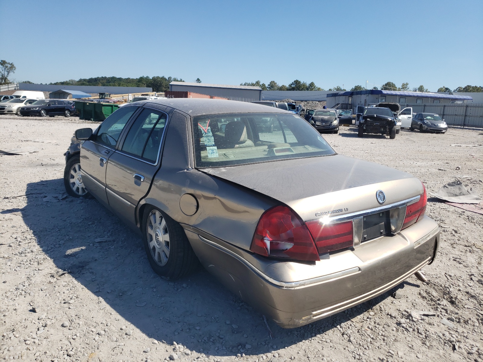 Photo 3 from auction – 2003 MERCURY GRAND MARQ with VIN 2MEFM75W33X682378