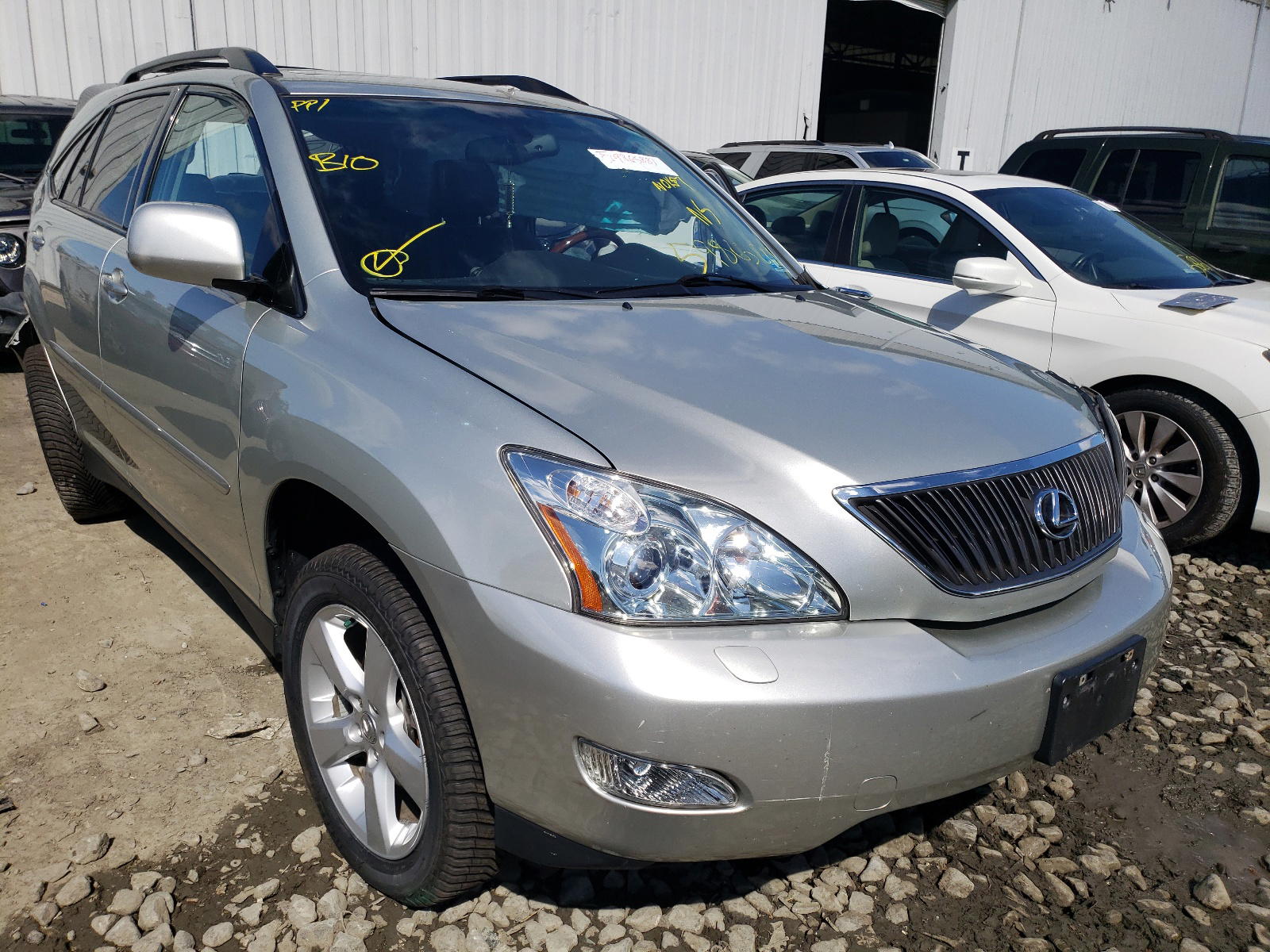 LEXUS RX 330 2006 with VIN 2T2HA31U96C105116 - Photo from auction