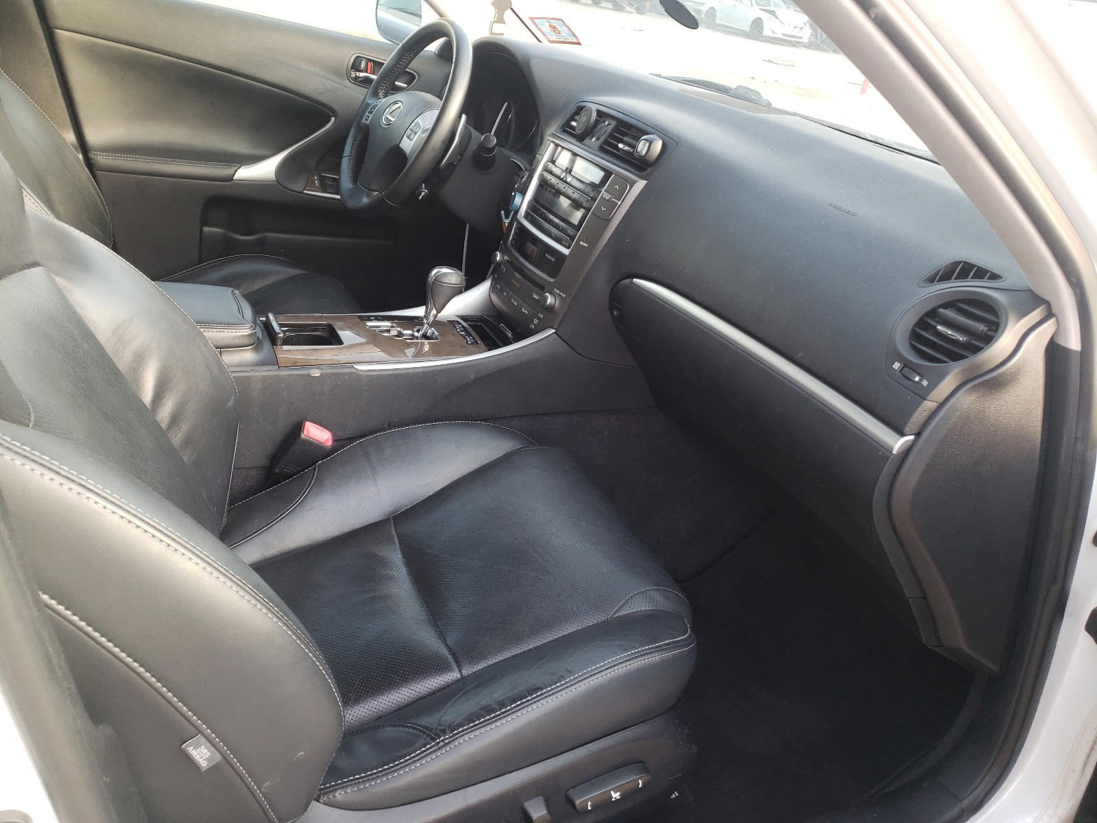 Photo 5 from auction – 2011 LEXUS IS 250 with VIN JTHCF5C21B5048486