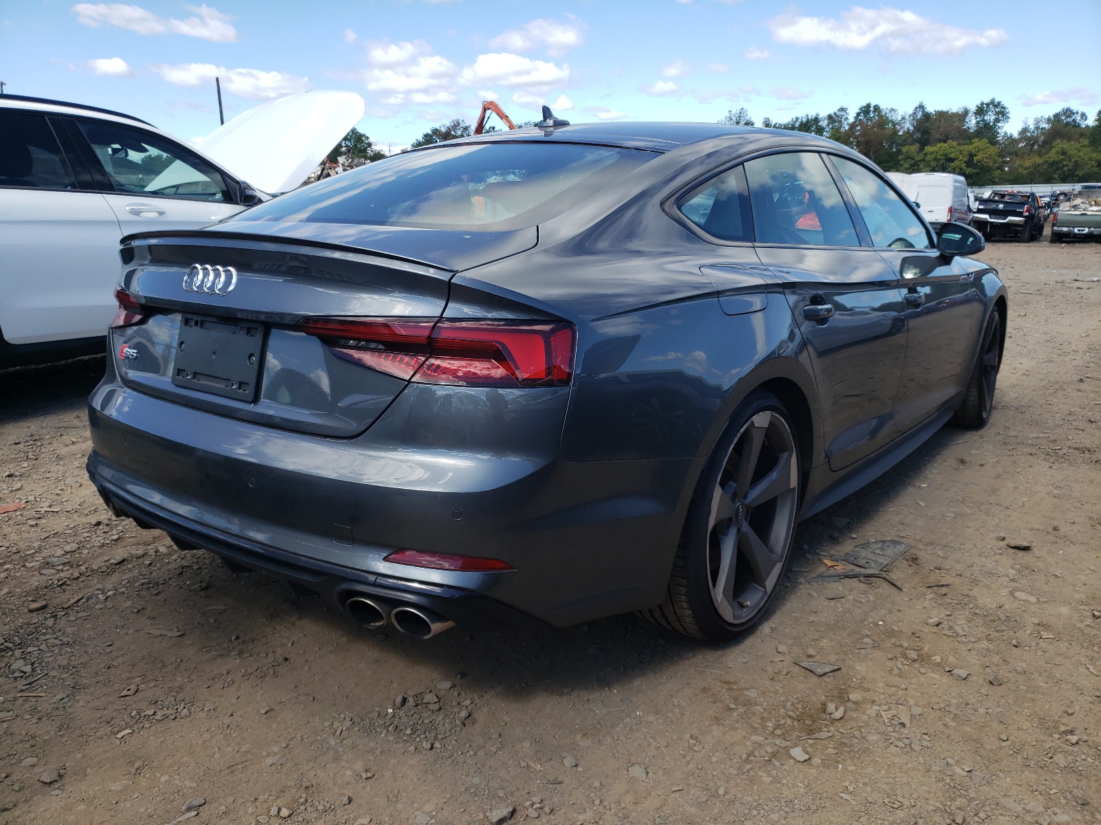 Photo 4 from auction – 2019 AUDI S5 PREMIUM with VIN WAUB4CF5XKA064896
