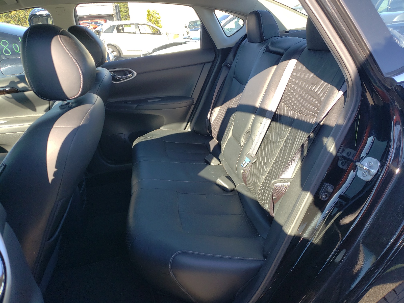 Photo 6 from auction – 2014 NISSAN SENTRA S with VIN 3N1AB7AP3EY203984