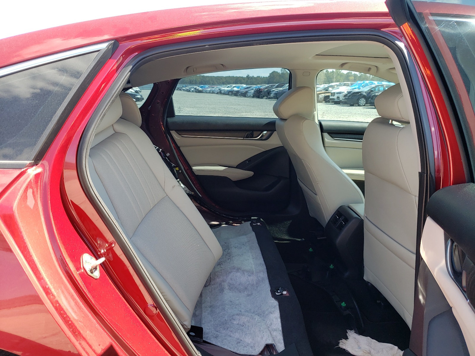 Photo 6 from auction – 2018 HONDA ACCORD EXL with VIN 1HGCV2F56JA034275