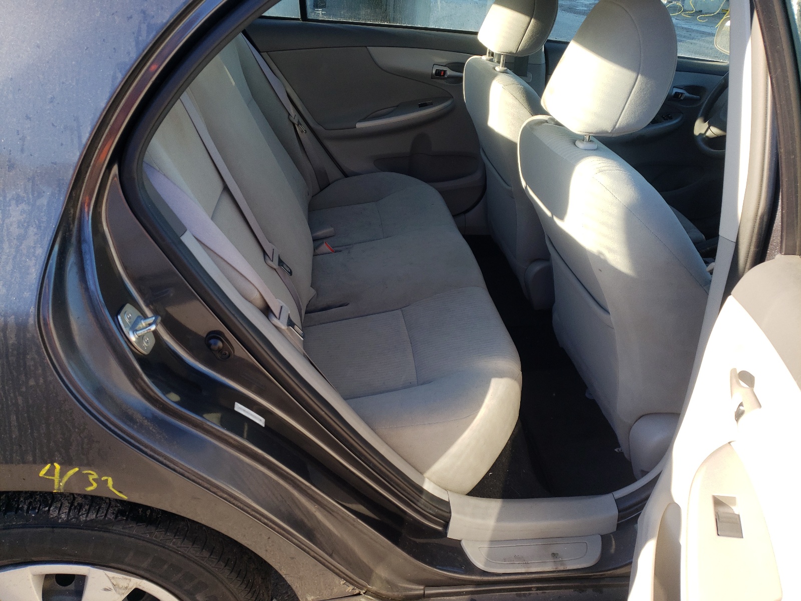 Photo 6 from auction – 2010 TOYOTA COROLLA BA with VIN 1NXBU4EE2AZ251746