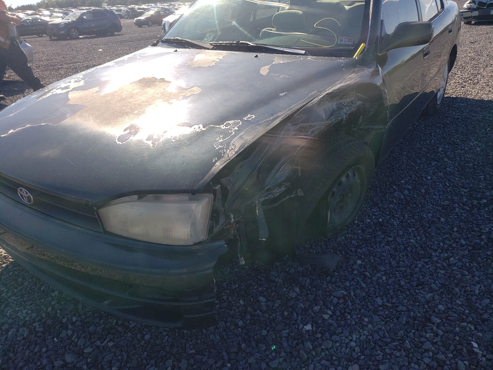 Photo 9 from auction – 1994 TOYOTA CAMRY with VIN 4T1SK12EXRU463573