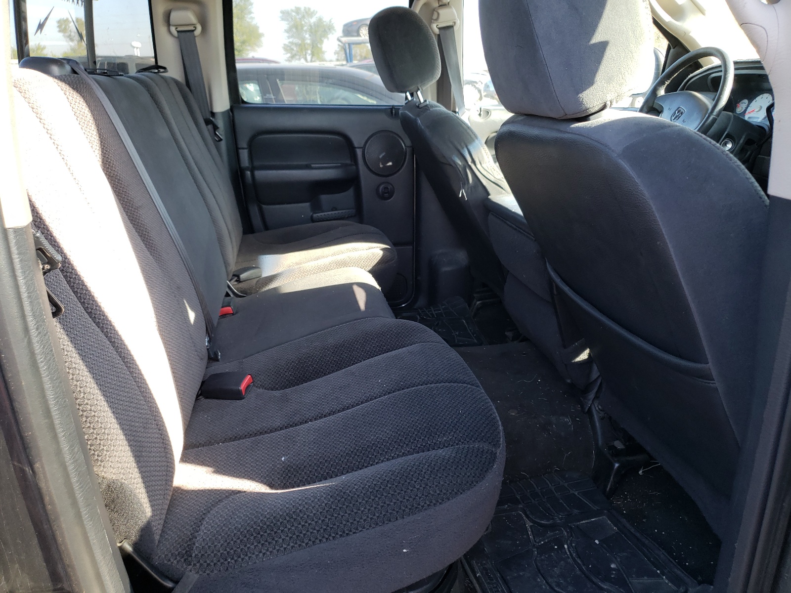 صورة رقم 6 من المزاد - 2002 DODGE RAM 1500 مع VIN 3D7HA18Z02G205119