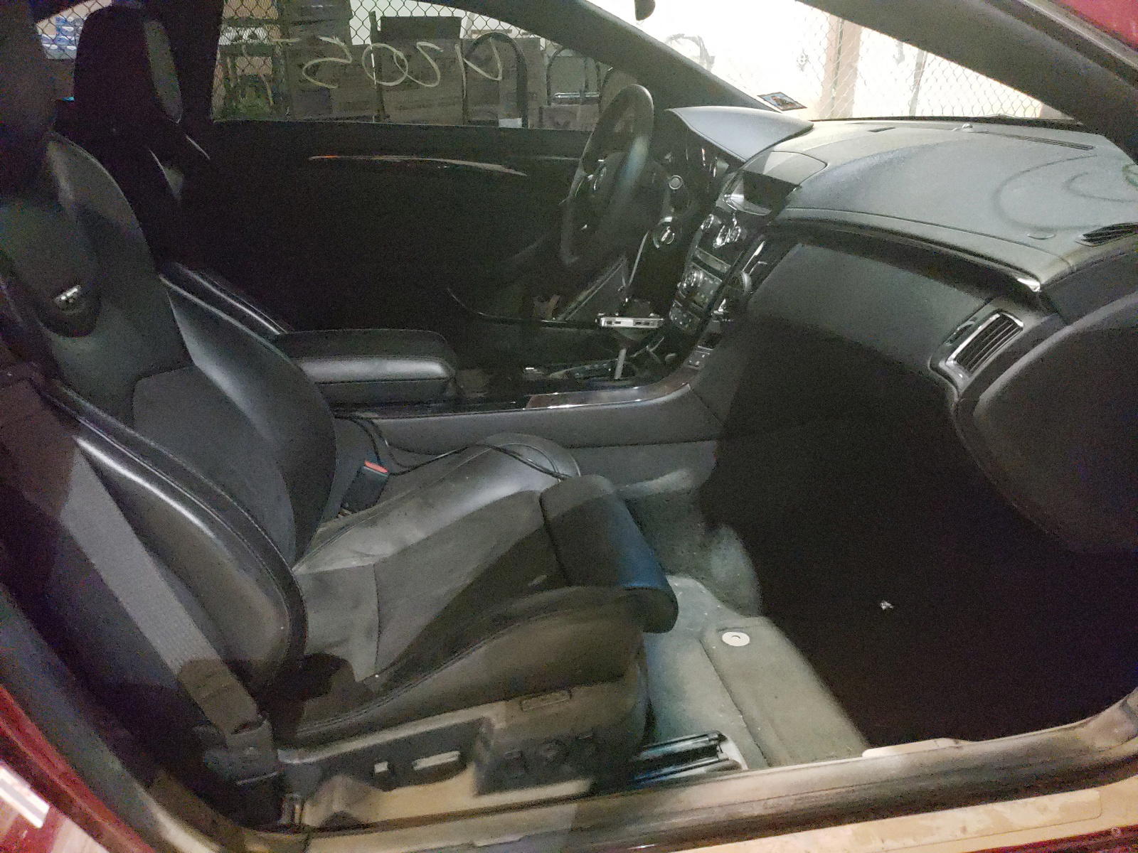 Photo 5 from auction – 2013 CADILLAC CTS-V with VIN 1G6DV1EP8D0100709