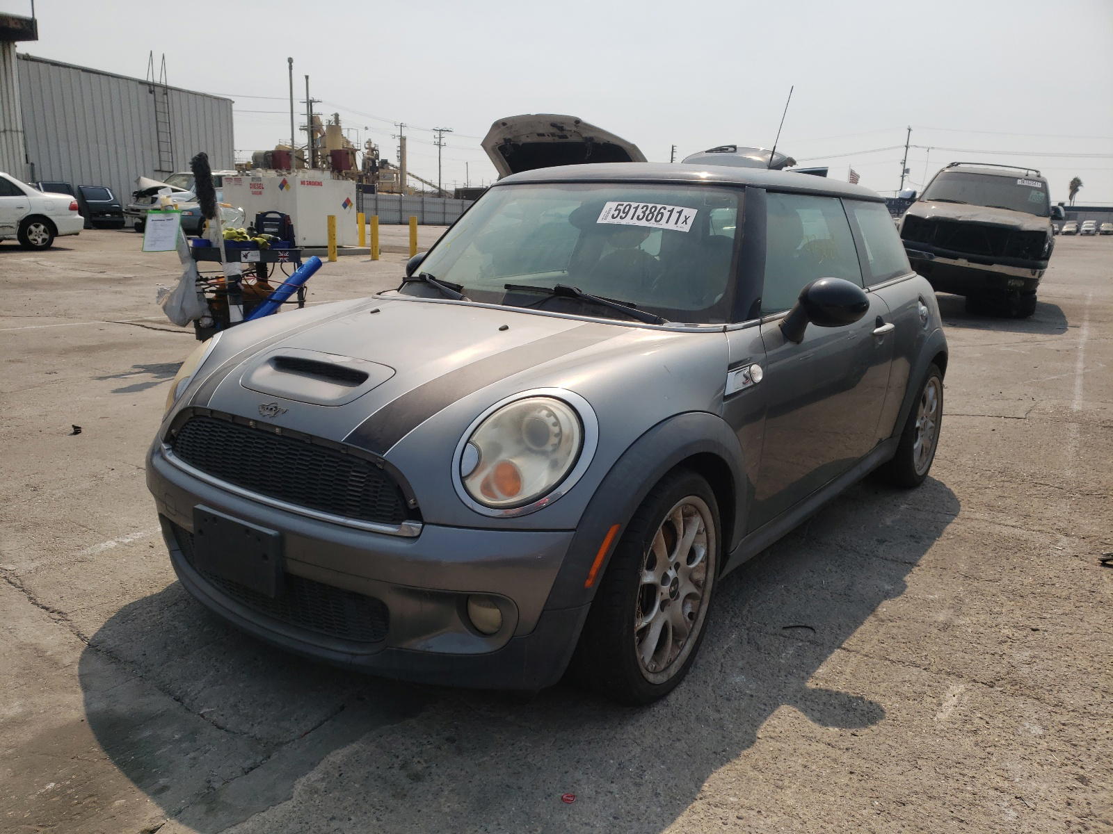 Photo 2 from auction – 2008 MINI COOPER S with VIN WMWMF73548TT92889