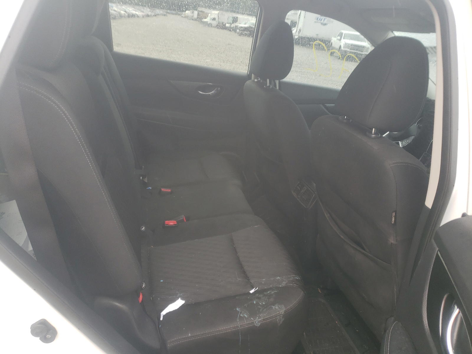 Photo 6 from auction – 2018 NISSAN ROGUE S with VIN KNMAT2MT1JP587233