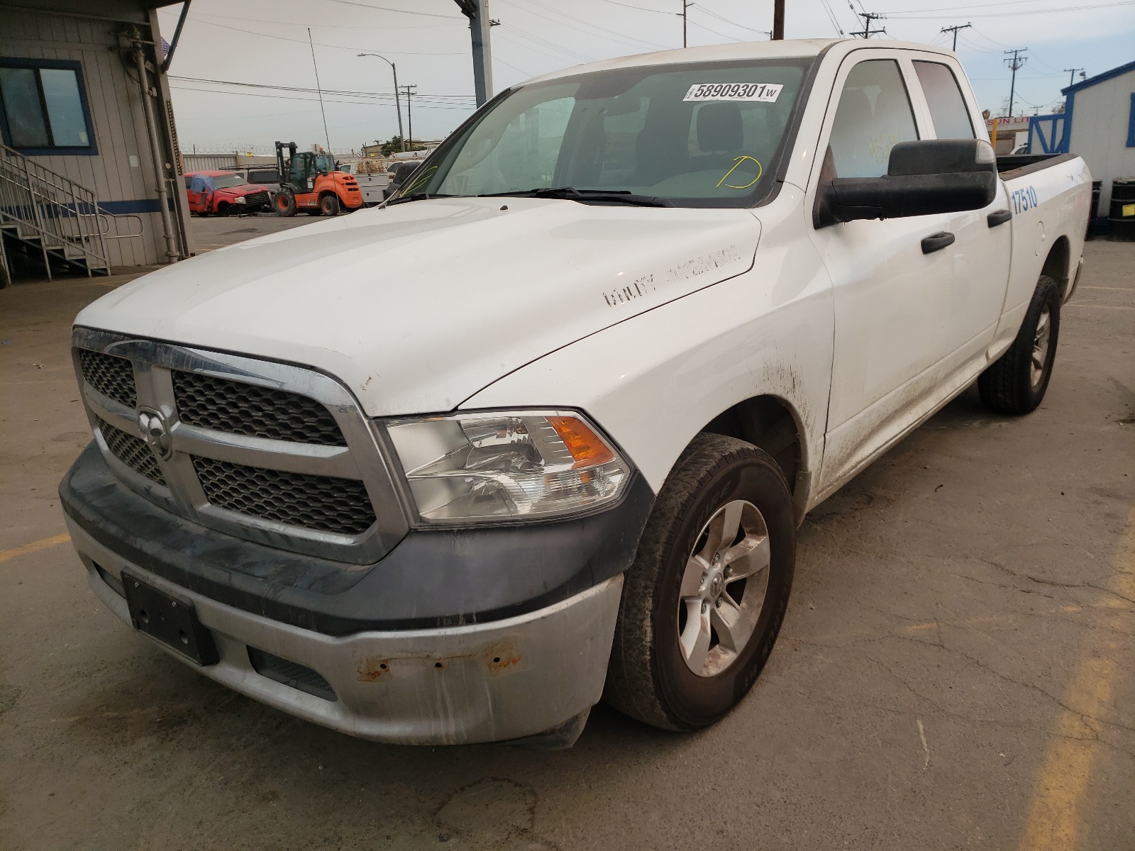 صورة رقم 2 من المزاد - 2017 RAM 1500 ST مع VIN 1C6RR6FG1HS708737