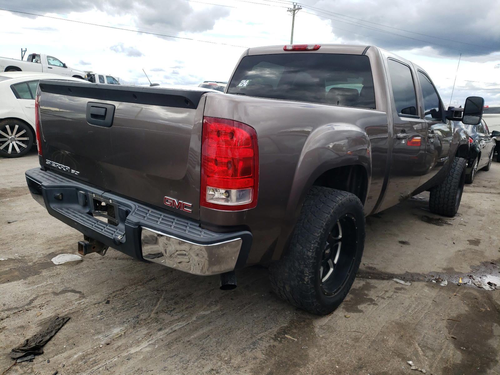 Photo 4 from auction – 2007 GMC NEW SIERRA with VIN 2GTEK13MX71584216
