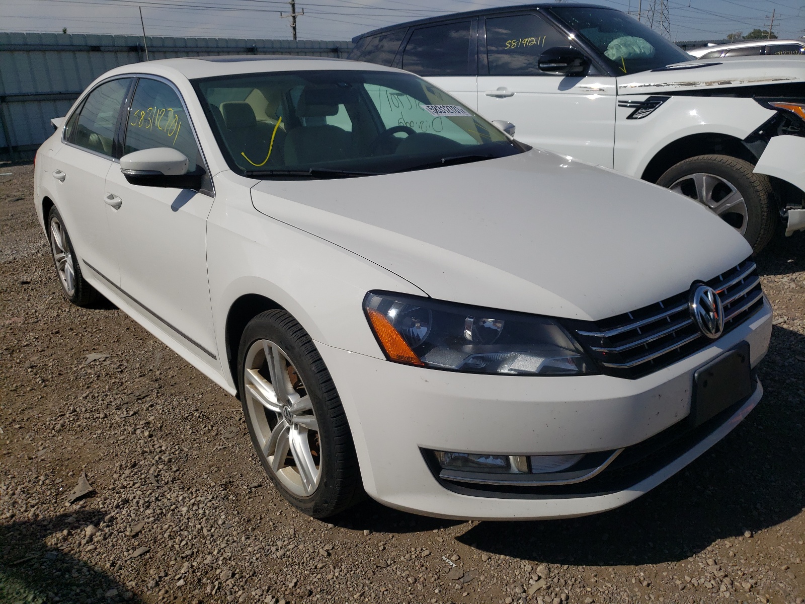Photo 1 from auction – 2013 VOLKSWAGEN PASSAT SEL with VIN 1VWCM7A3XDC001029