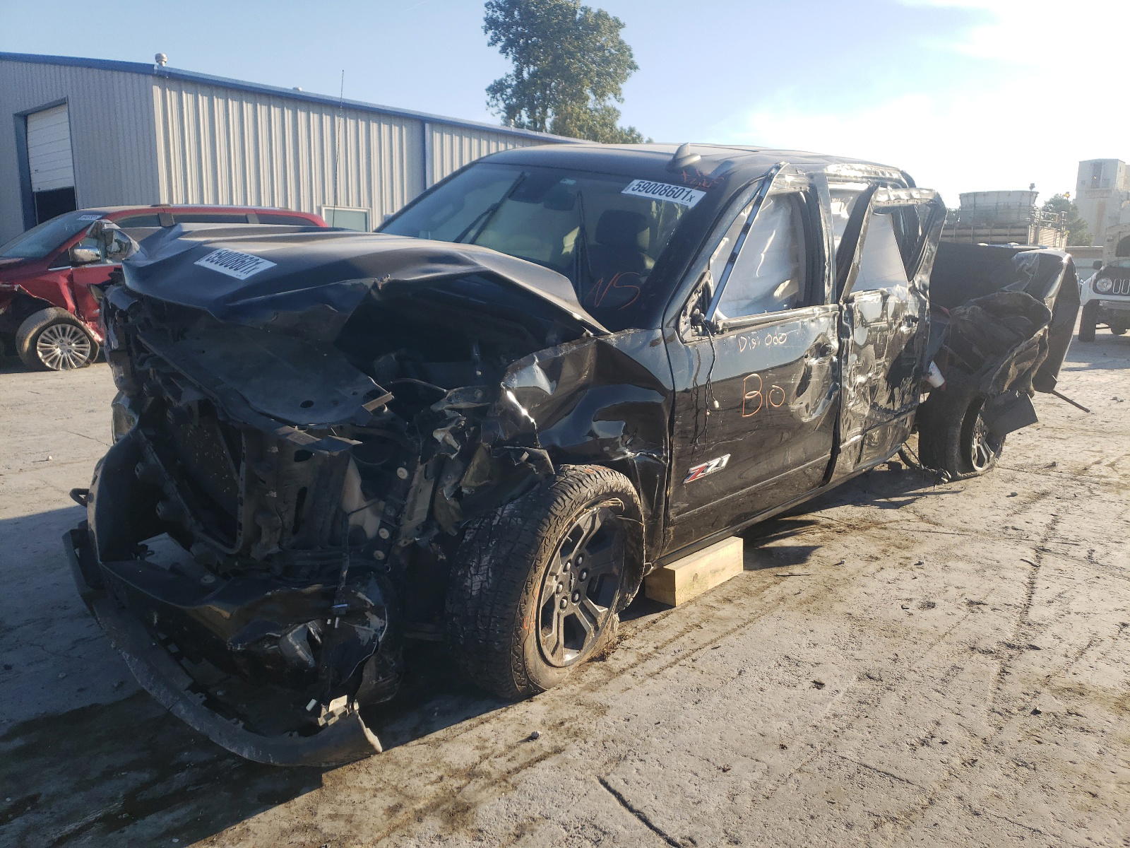 Photo 2 from auction – 2016 CHEVROLET SILVERADO with VIN 3GCUKSEC2GG273604