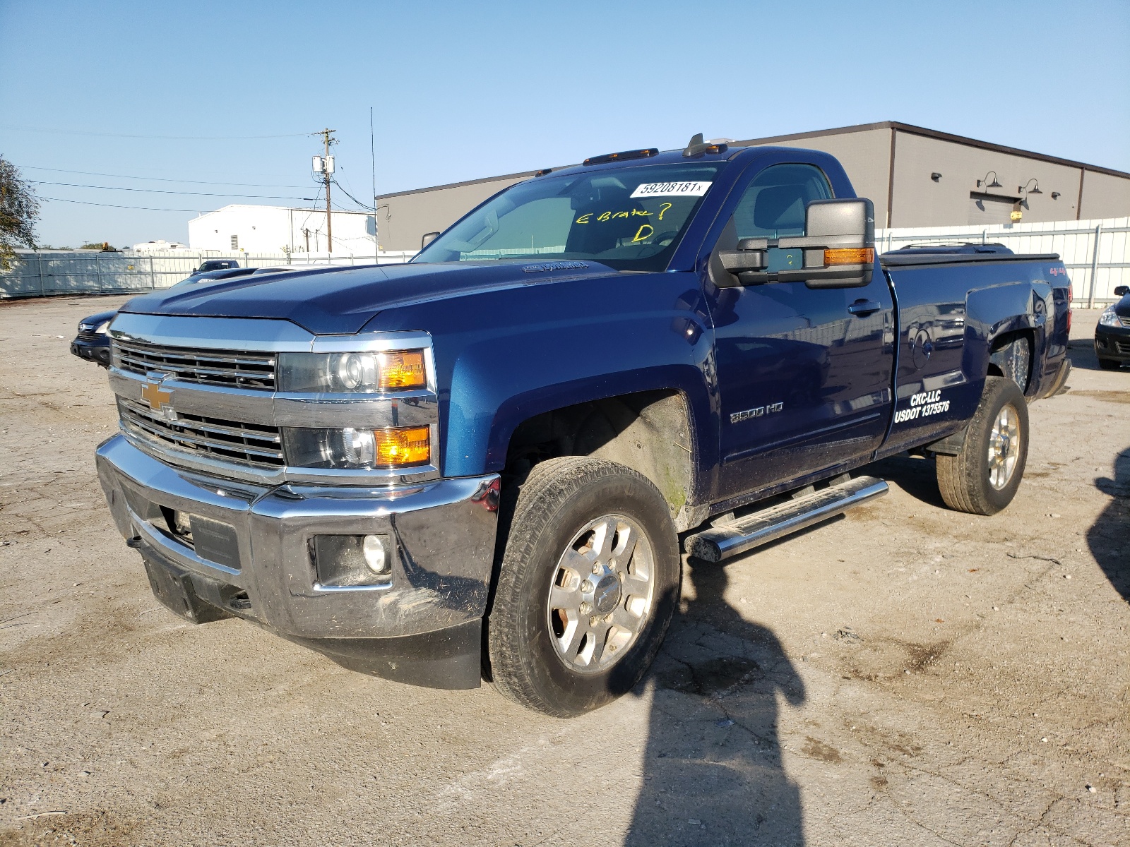 Photo 2 from auction – 2015 CHEVROLET SILVERADO with VIN 1GC3KZC8XFZ536164