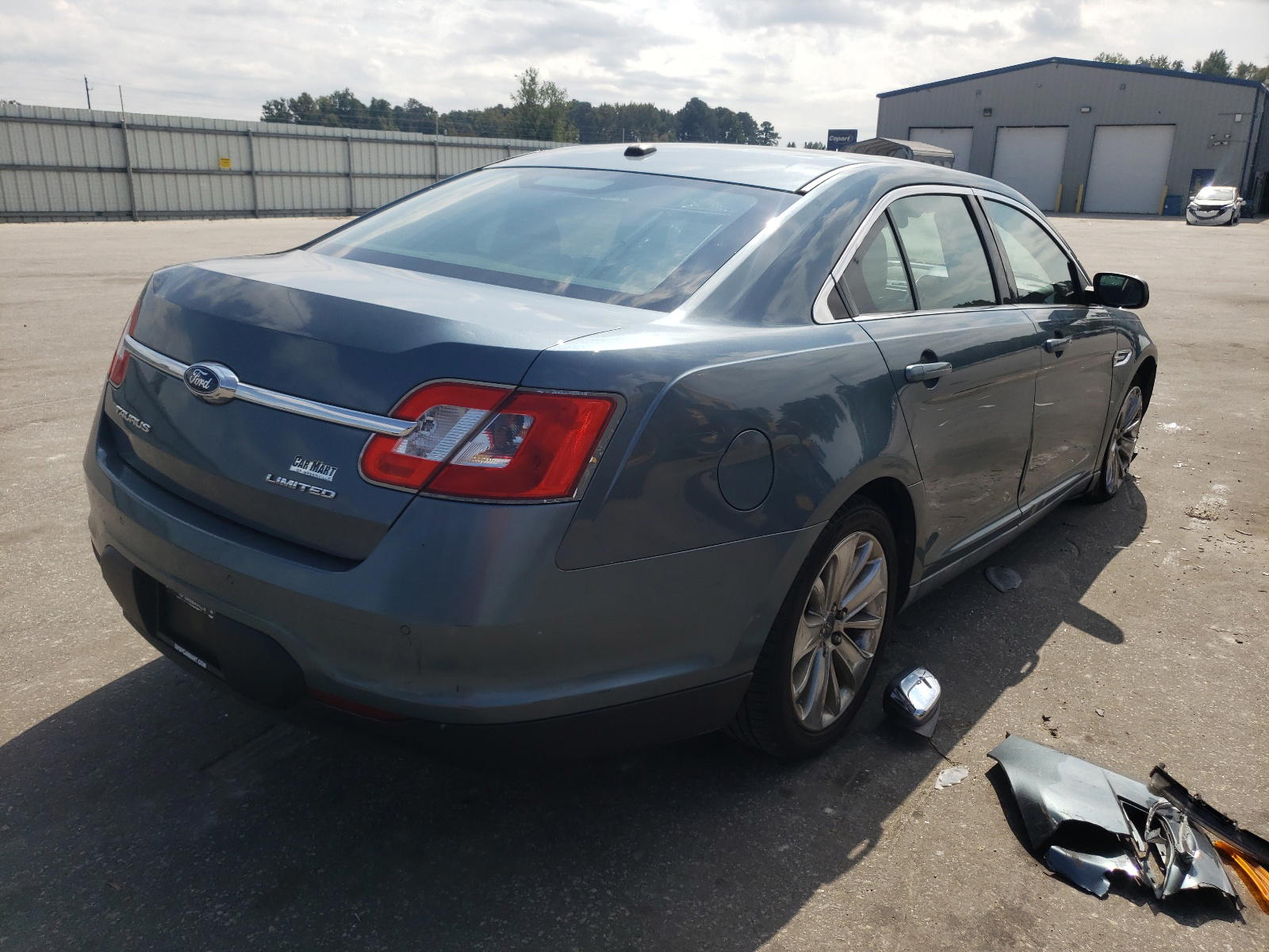Photo 4 from auction – 2010 FORD TAURUS LIM with VIN 1FAHP2FW7AG161546