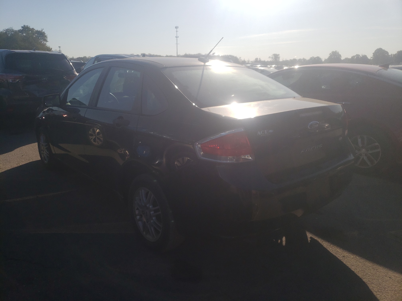 Photo 3 from auction – 2009 FORD FOCUS SE with VIN 1FAHP35N19W184272