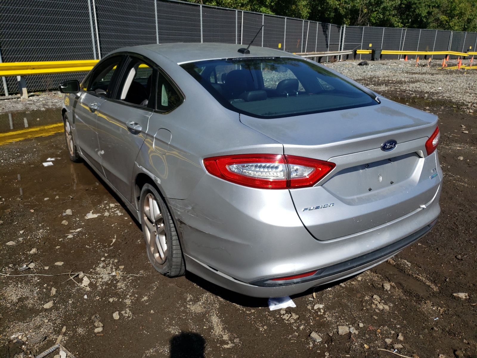 Photo 3 from auction – 2013 FORD FUSION SE with VIN 3FA6P0HR6DR255403