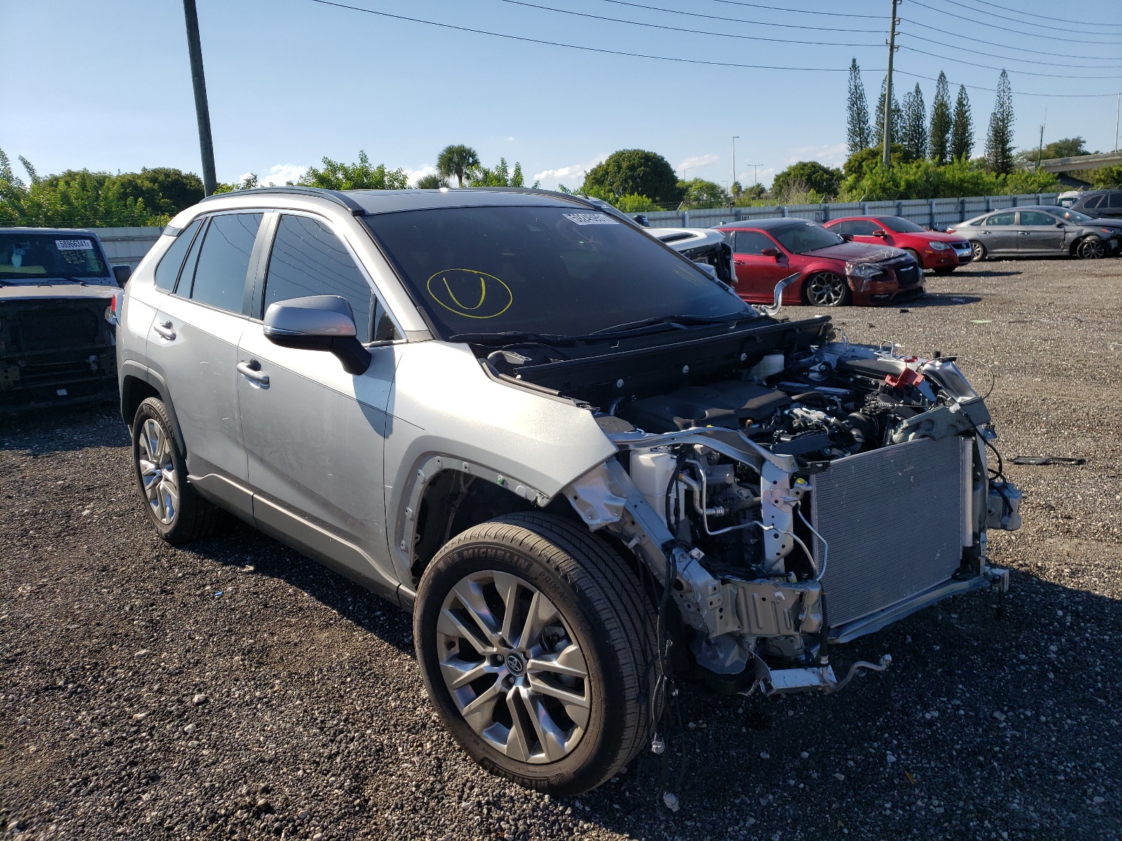 TOYOTA RAV4 XLE P 2021 with VIN 2T3C1RFV8MC088283 - Photo from auction