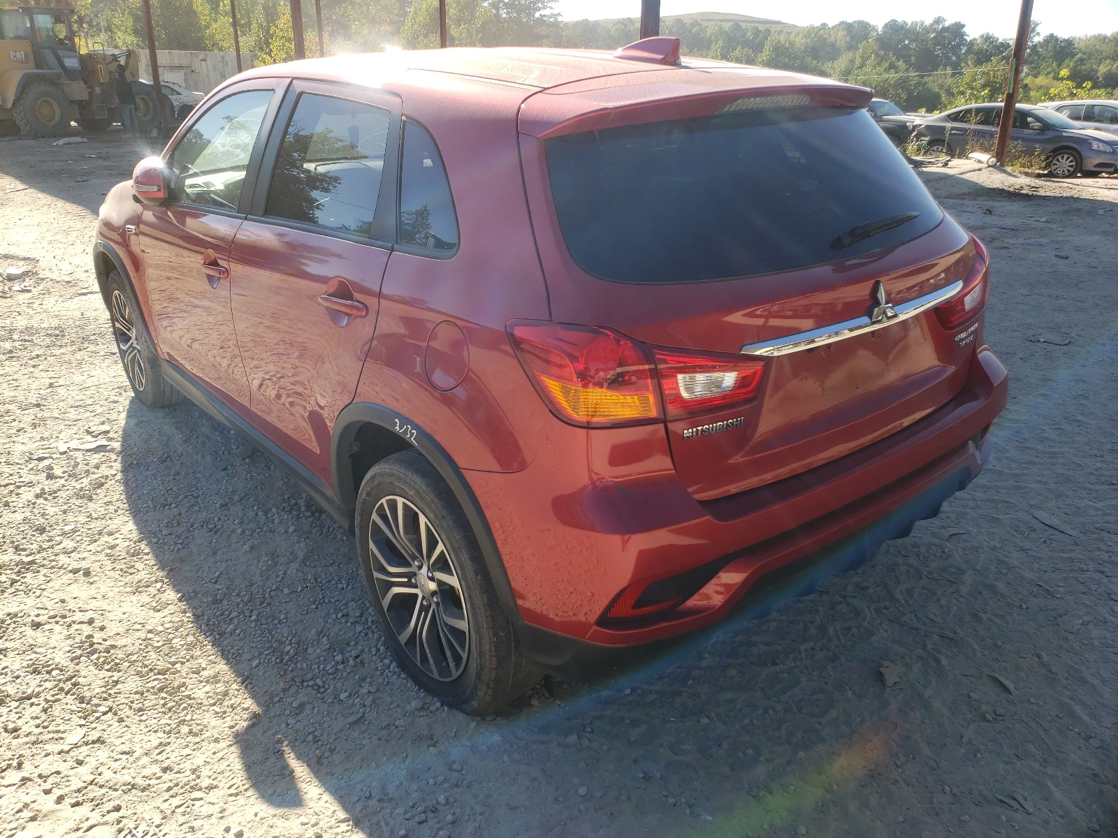 Photo 3 from auction – 2019 MITSUBISHI OUTLANDER with VIN JA4AR3AU3KU027468
