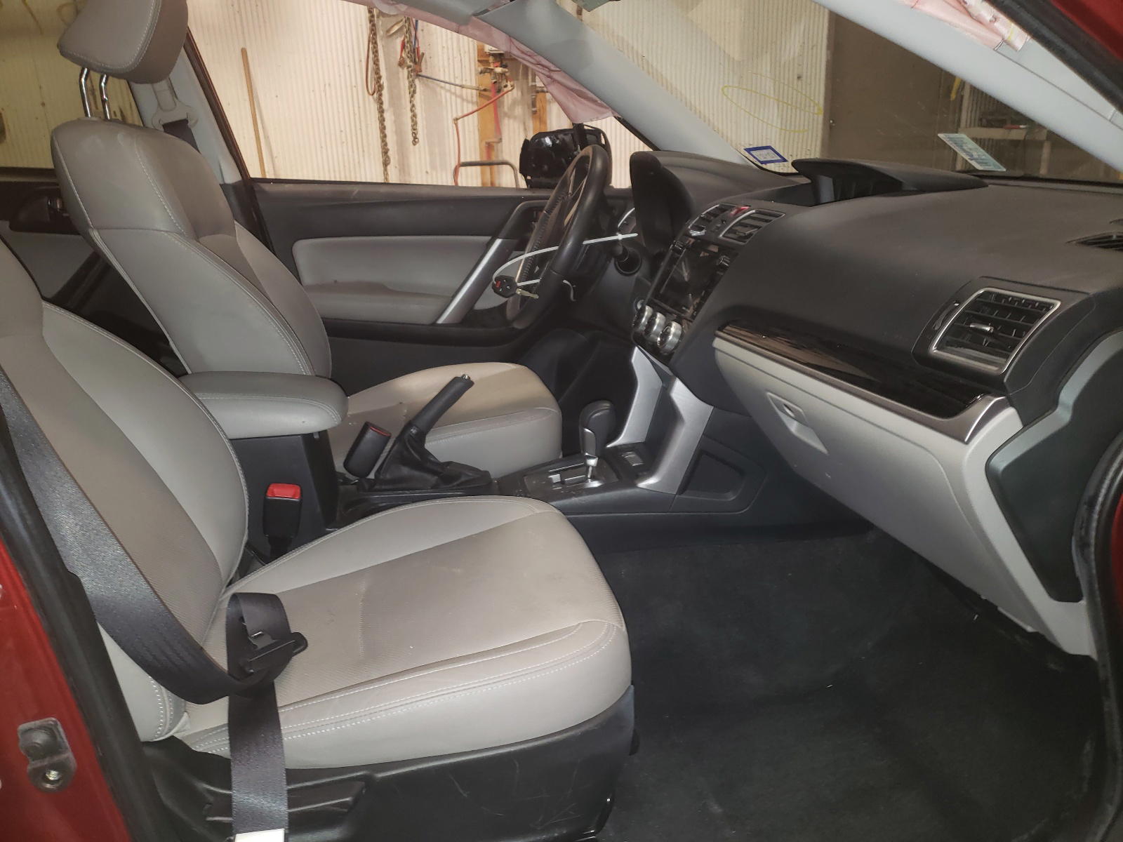 Photo 5 from auction – 2017 SUBARU FORESTER 2 with VIN JF2SJAJC1HH492685