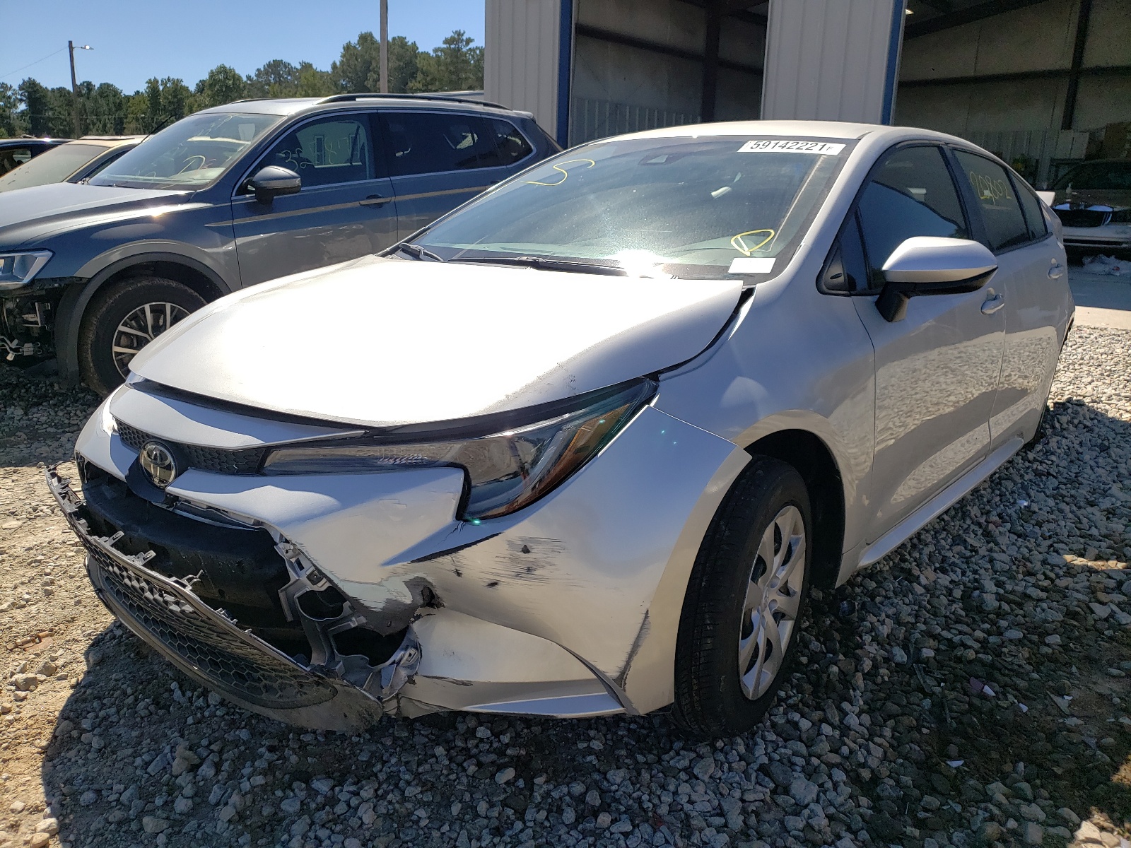 Photo 2 from auction – 2020 TOYOTA COROLLA LE with VIN 5YFEPRAE9LP052074