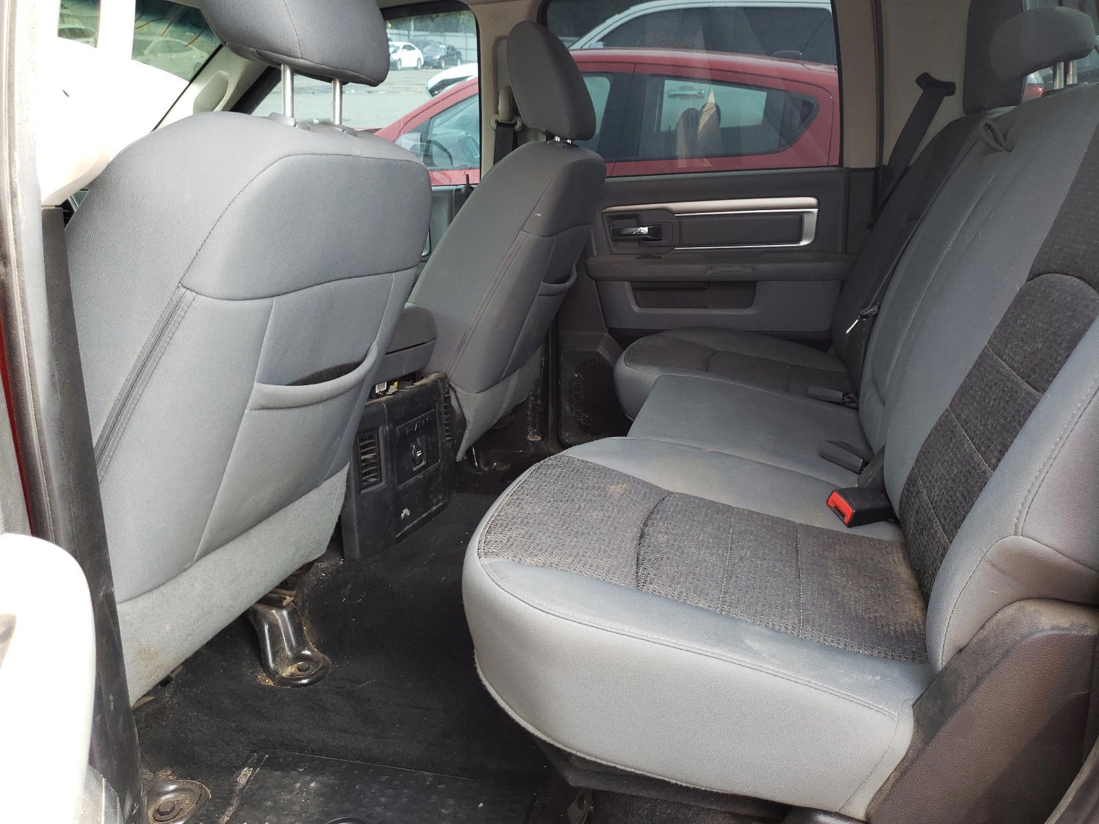 Photo 6 from auction – 2013 RAM 1500 SLT with VIN 1C6RR7LTXDS678185