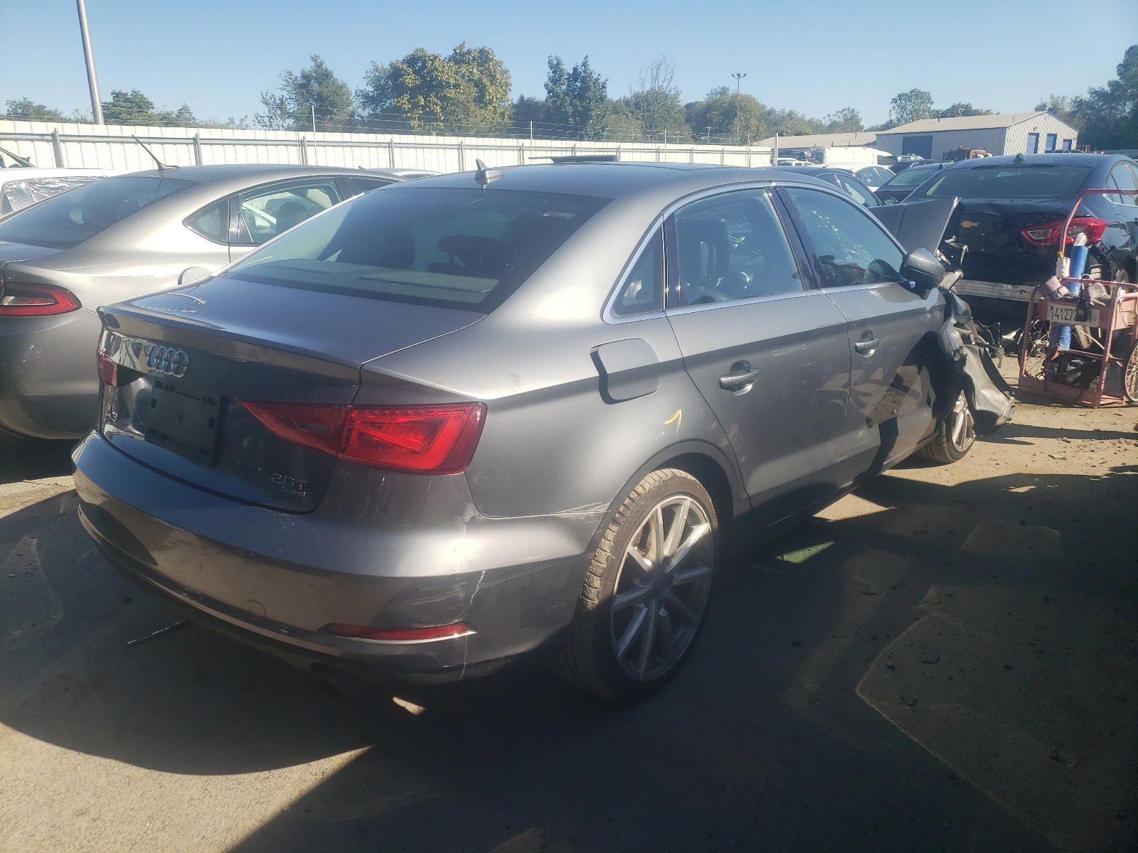 Photo 4 from auction – 2015 AUDI A3 PREMIUM with VIN WAUEFGFF2F1007928