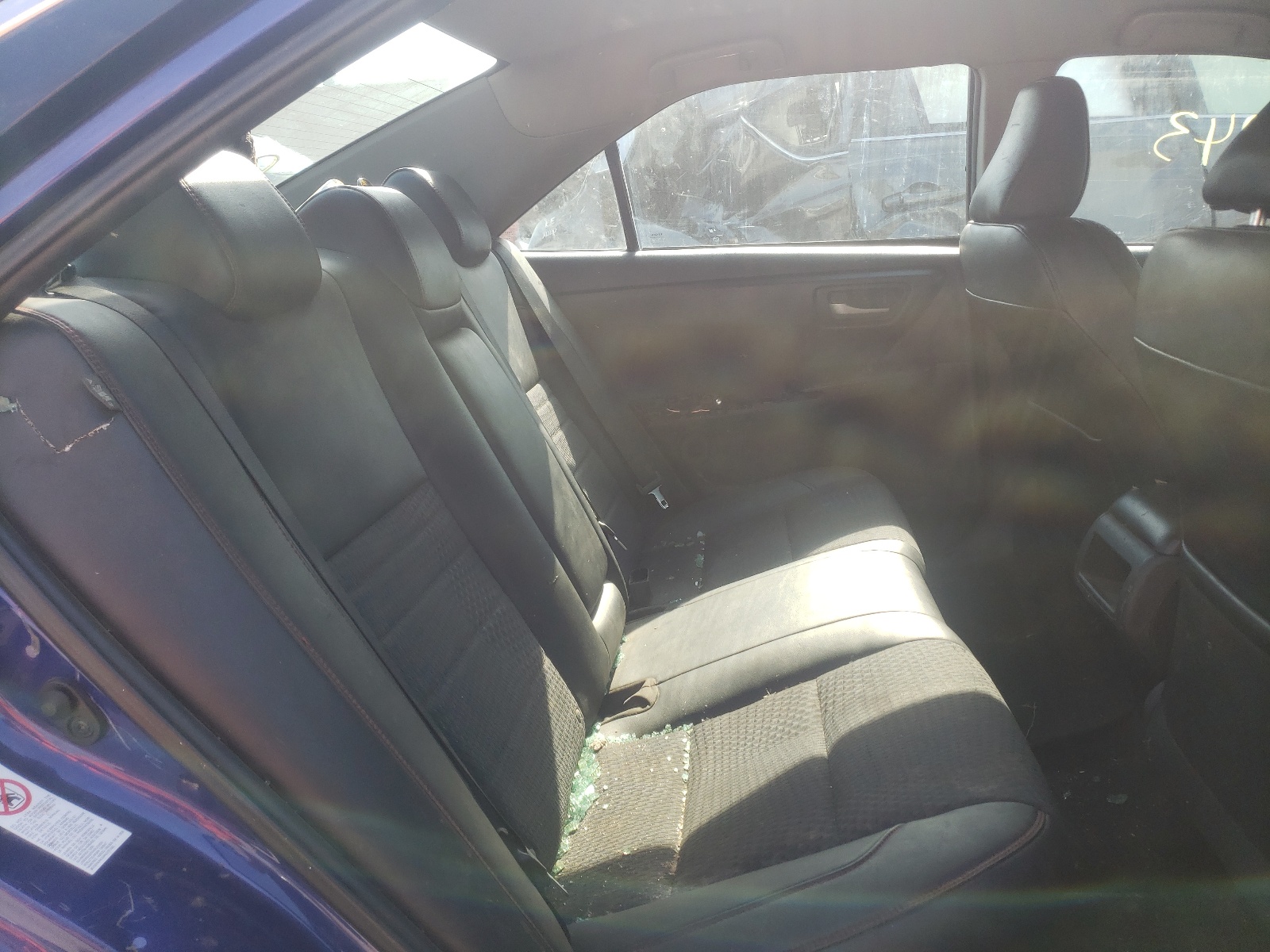 Photo 6 from auction – 2015 TOYOTA CAMRY LE with VIN 4T1BF1FK3FU946936
