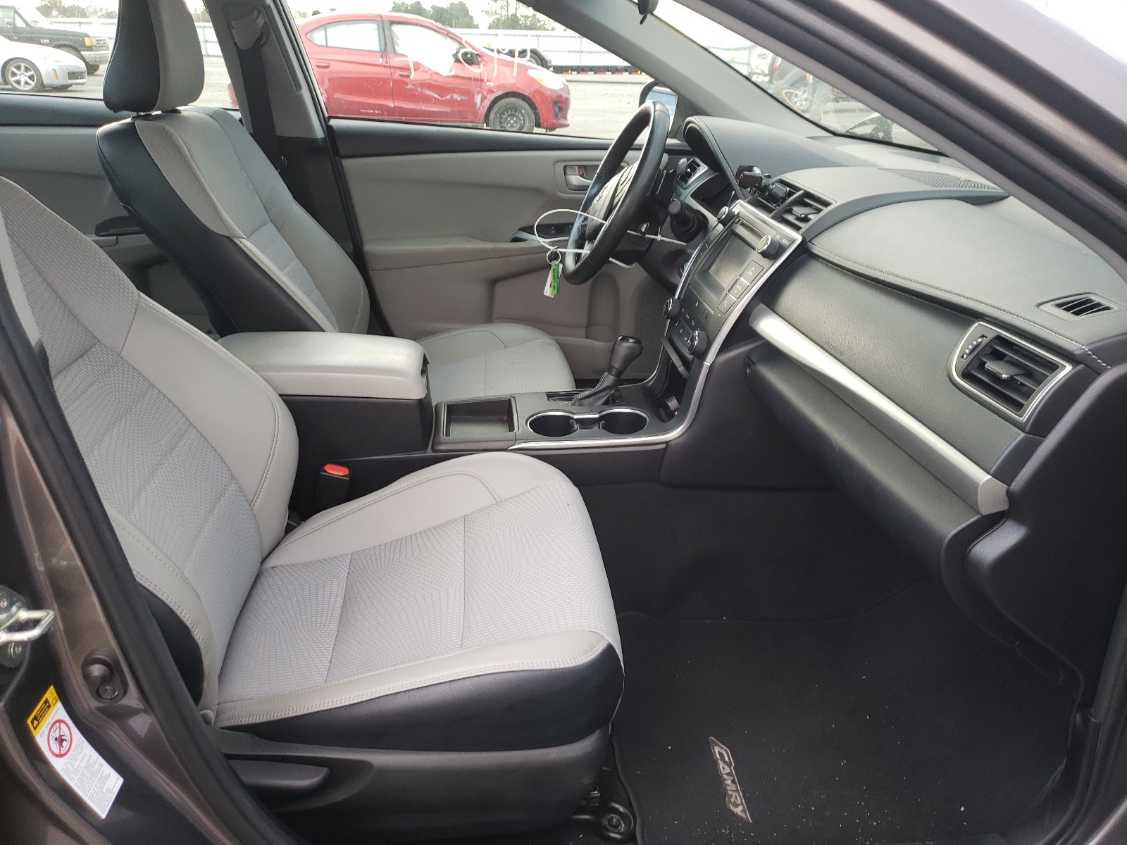 Photo 5 from auction – 2016 TOYOTA CAMRY LE with VIN 4T1BF1FK6GU216116