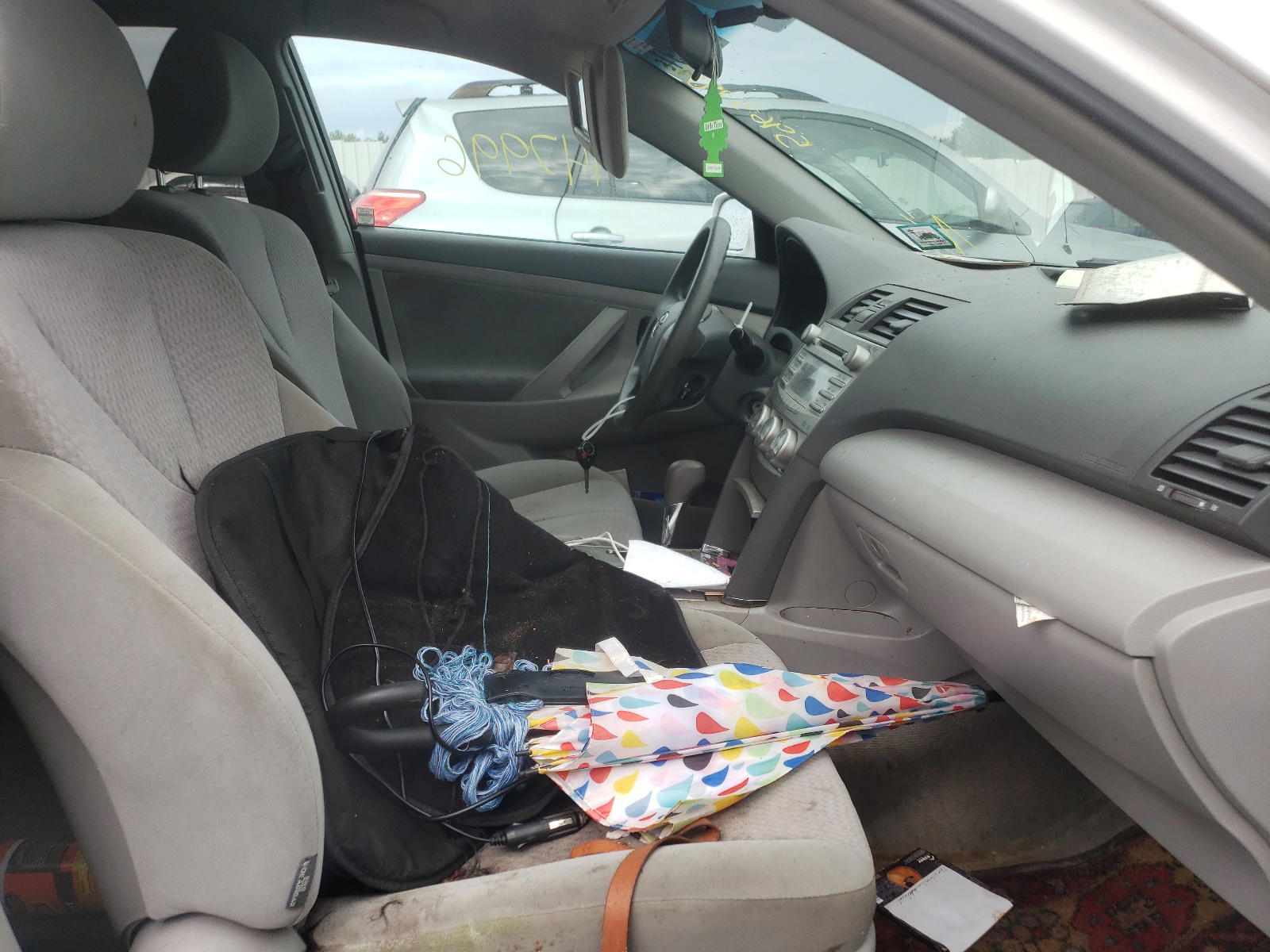 Photo 5 from auction – 2010 TOYOTA CAMRY BASE with VIN 4T4BF3EK7AR012743