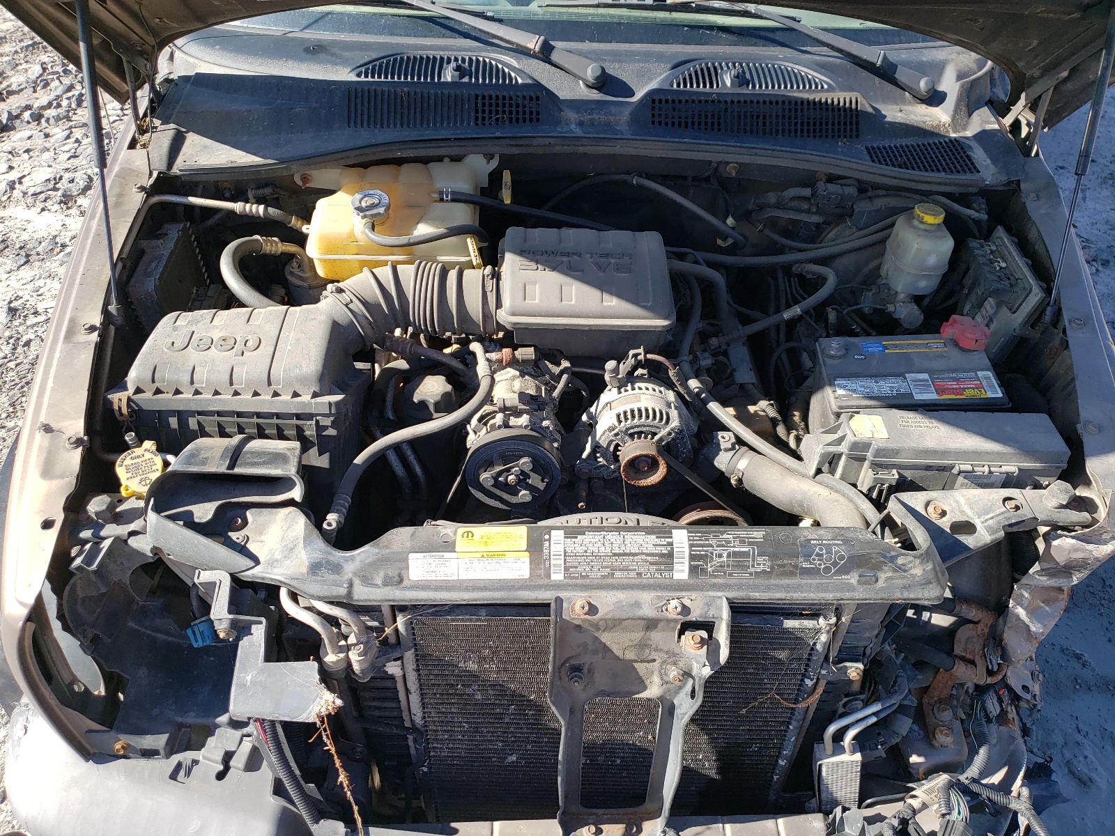 Photo 7 from auction – 2002 JEEP LIBERTY SP with VIN 1J4GL48K82W165291