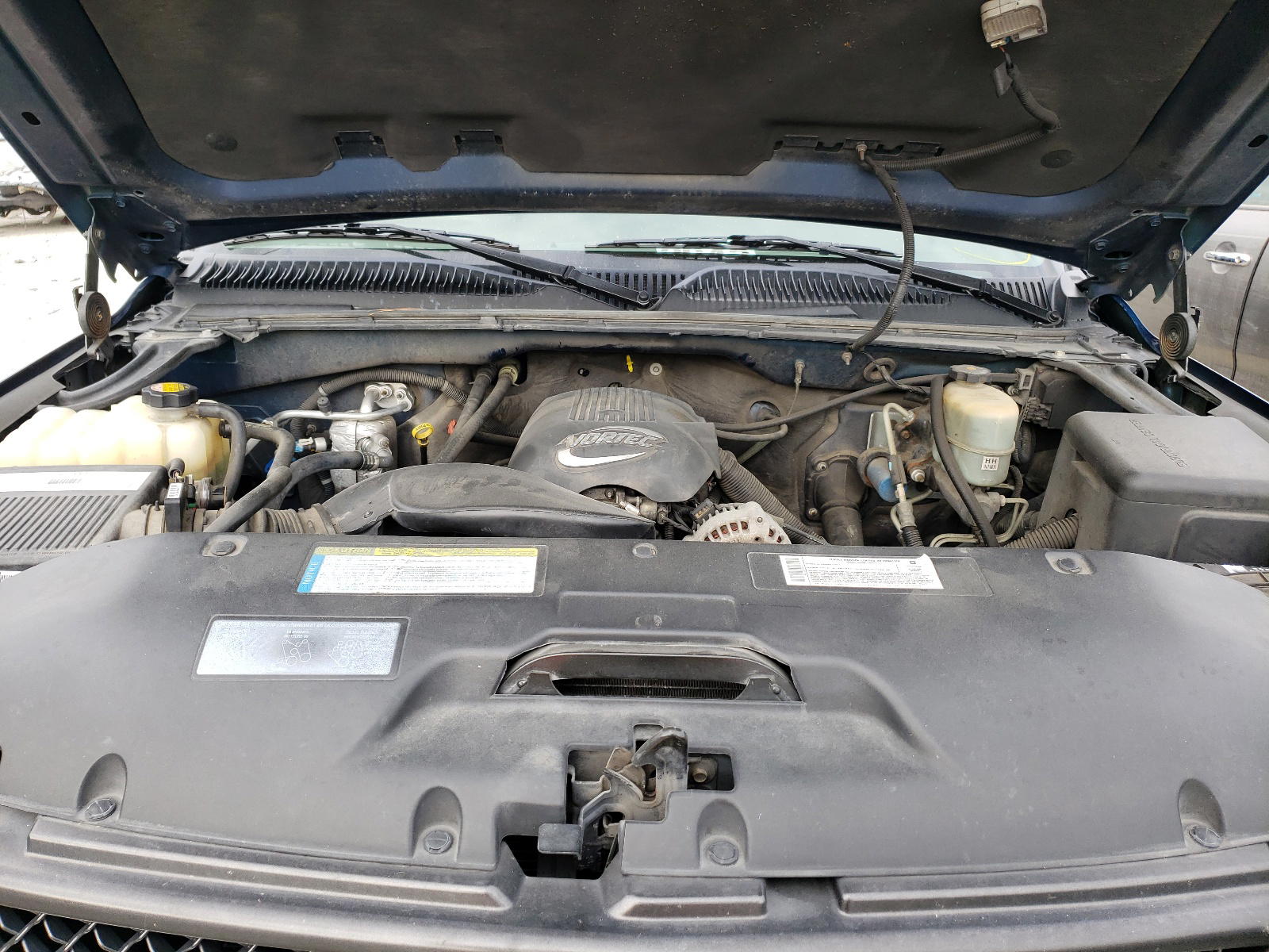 Photo 7 from auction – 2001 CHEVROLET SILVERADO with VIN 1GCHC29U61E235549