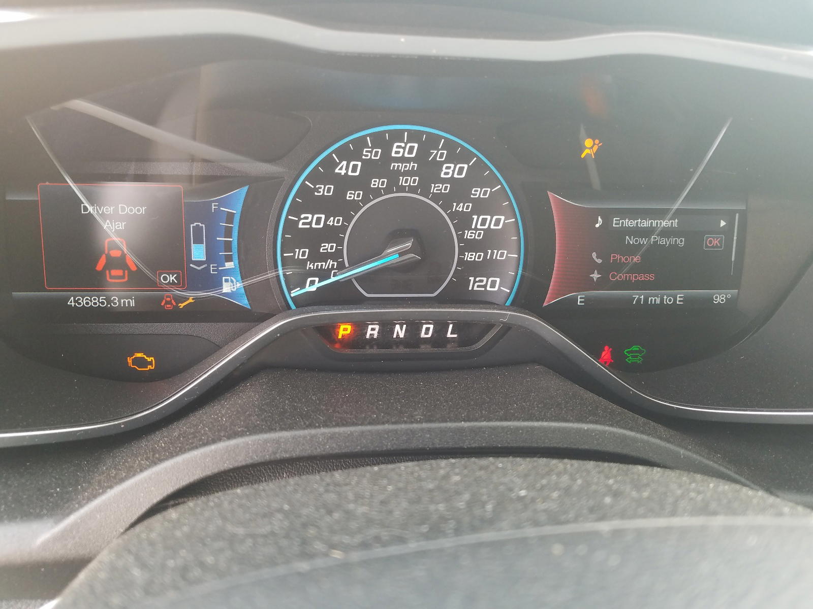 Photo 8 from auction – 2015 FORD C-MAX SE with VIN 1FADP5AUXFL115116