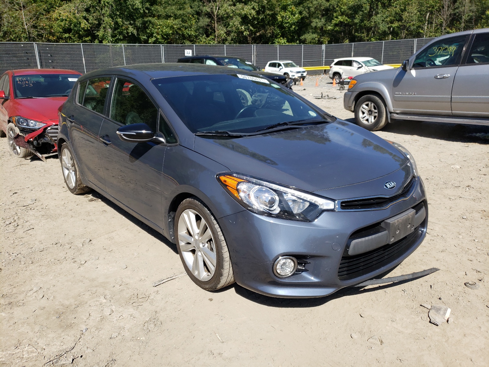 KIA FORTE SX 2016 with VIN KNAFZ5A33G5587889 - Photo from auction