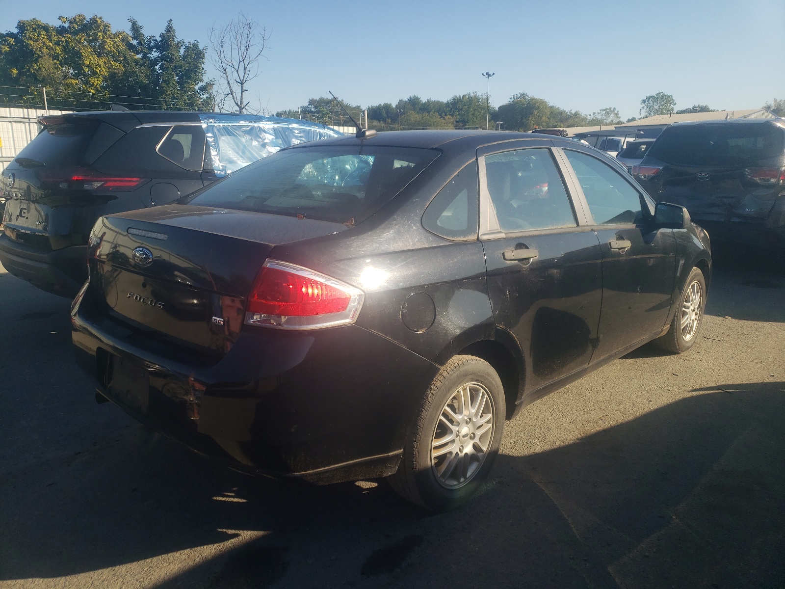 Photo 4 from auction – 2009 FORD FOCUS SE with VIN 1FAHP35N19W184272