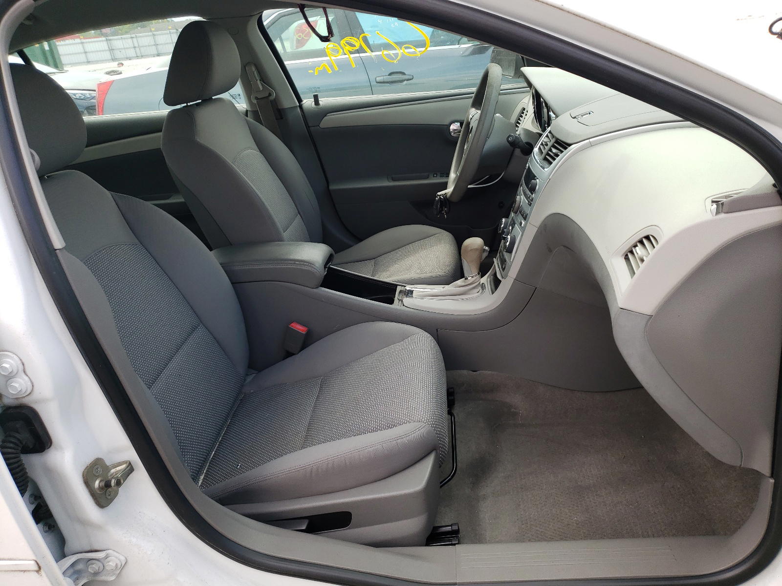 Photo 5 from auction – 2011 CHEVROLET MALIBU with VIN 1G1ZC5E18BF207306