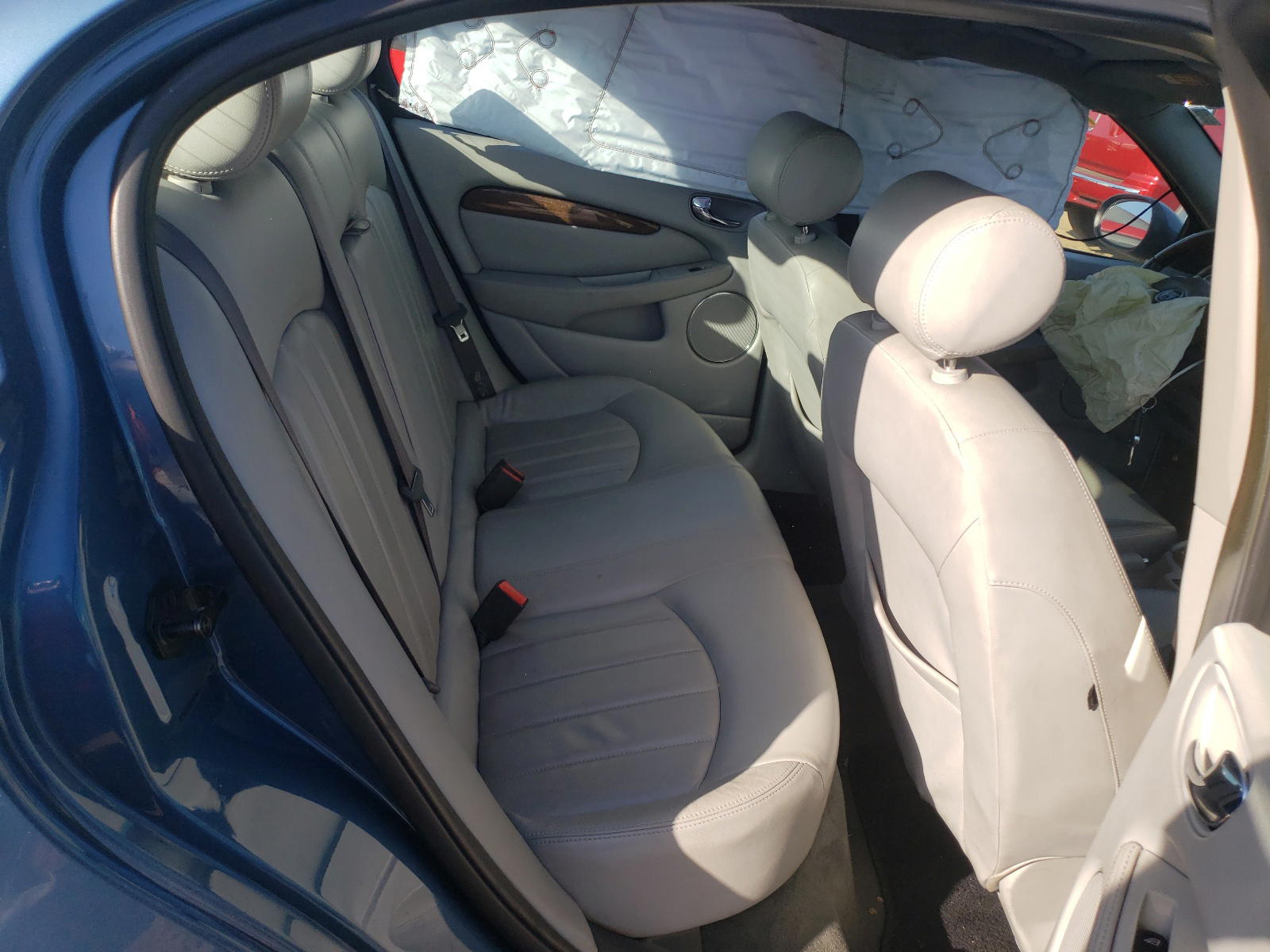 Photo 6 from auction – 2003 JAGUAR X-TYPE 2.5 with VIN SAJEA51D73XD45656