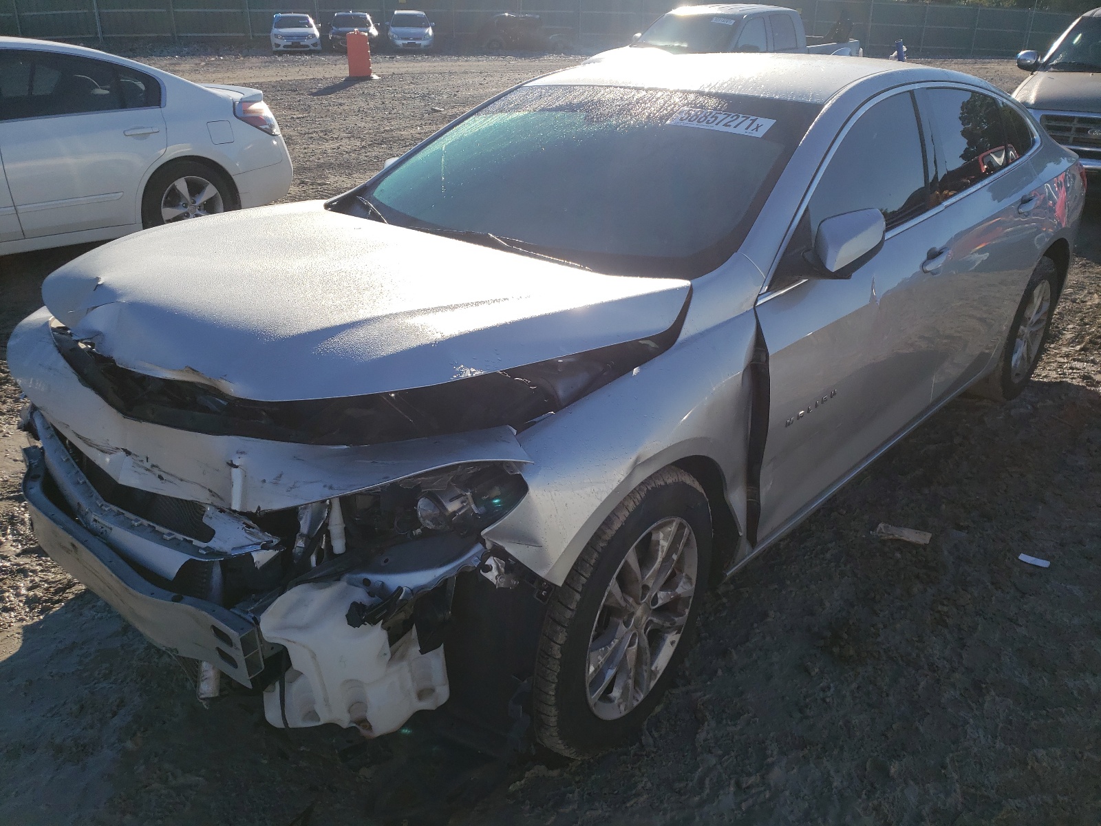 Photo 2 from auction – 2016 CHEVROLET MALIBU LT with VIN 1G1ZE5ST9GF319636