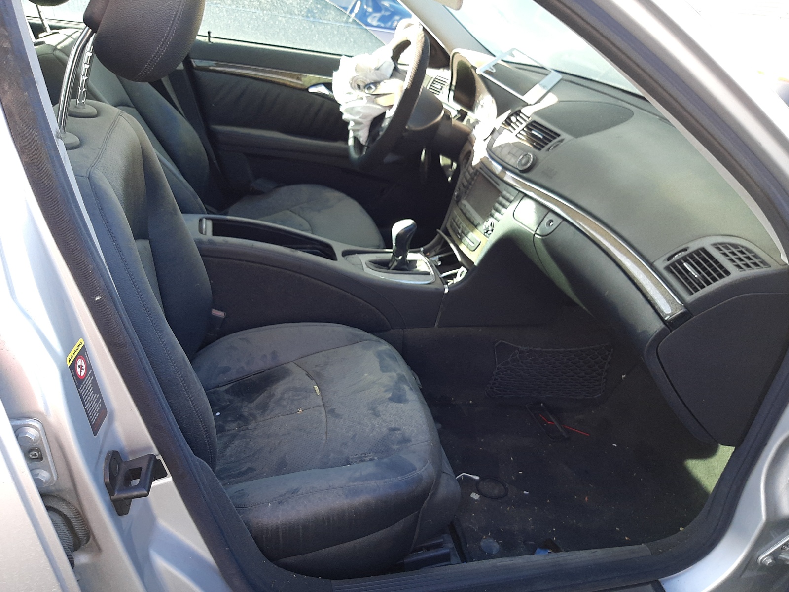 Photo 5 from auction – 2005 MERCEDES-BENZ E 320 with VIN WDBUF65J85A681481