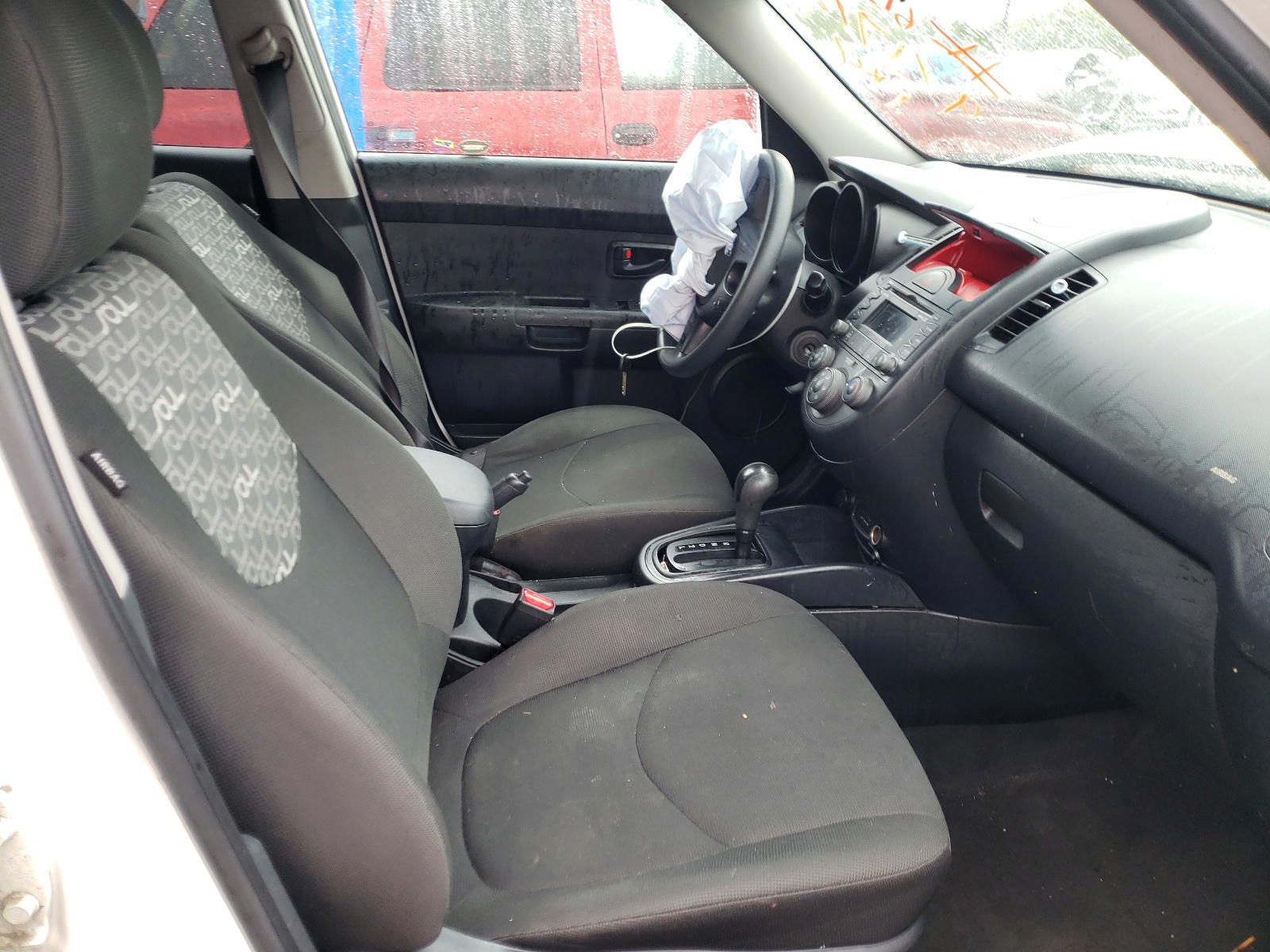 Photo 5 from auction – 2010 KIA SOUL + with VIN KNDJT2A29A7056132